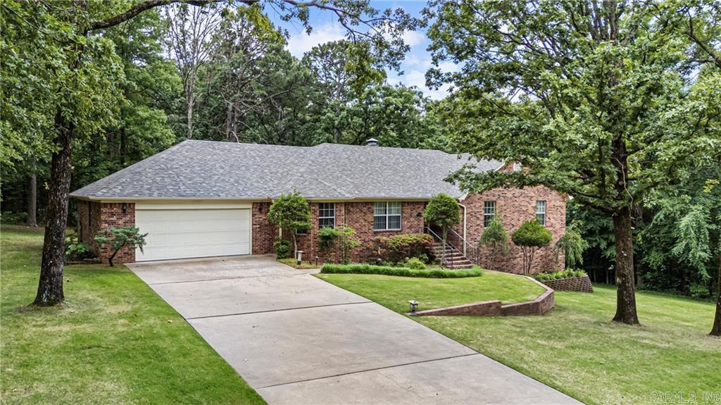 HICKORY HILLS - Residential