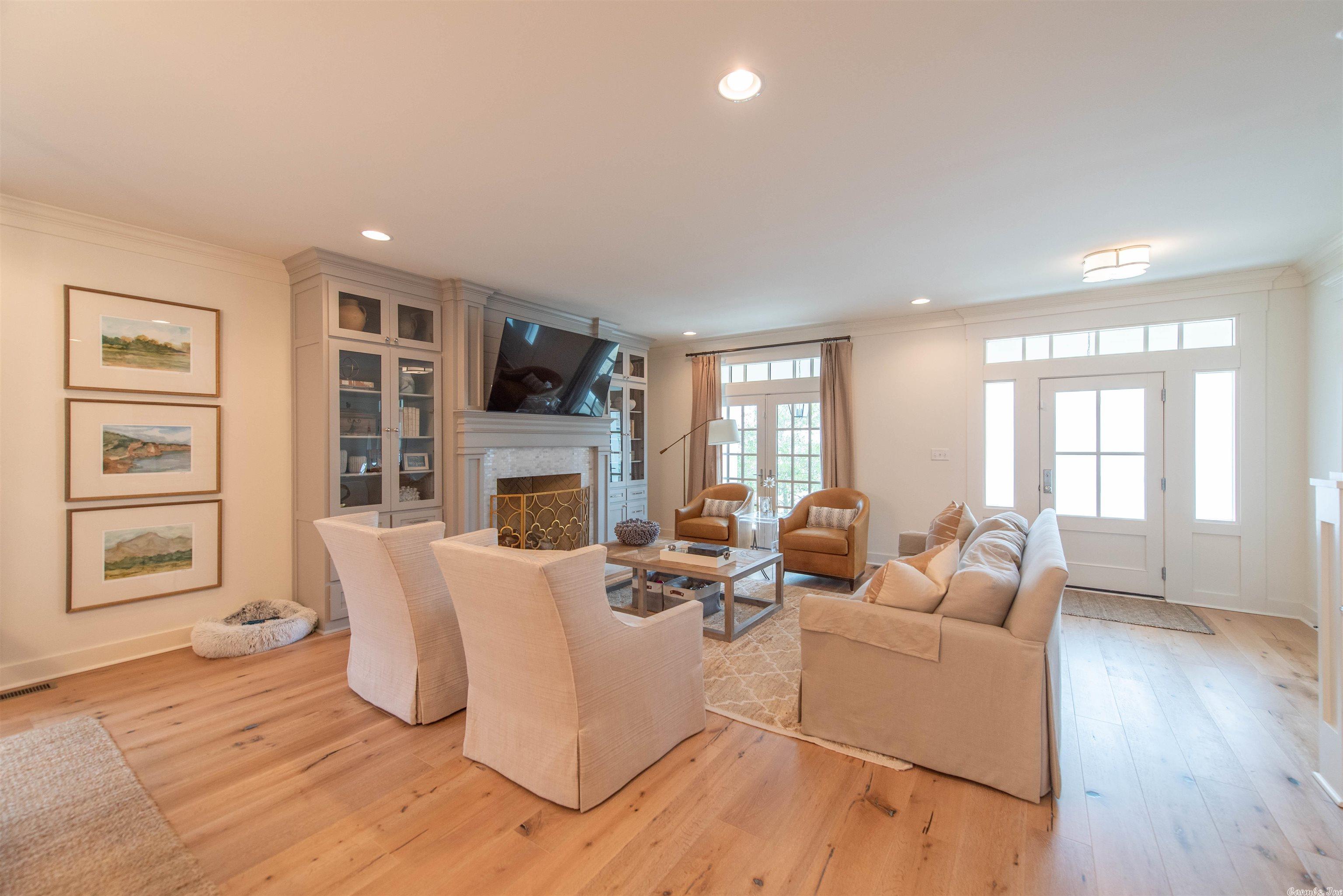 PARK VIEW - Residential