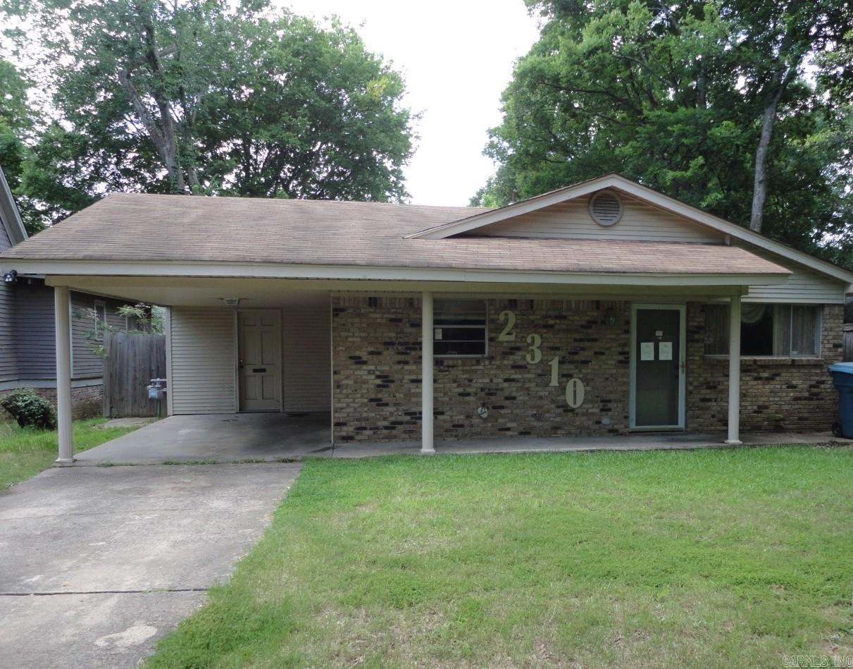 Don't miss out on this great 3 bedroom 2 bath home featuring living room, plus large den on the rear, kitchen open to large dining area, laundry room, fenced back yard, with patio, deck & storage bldg, and carport parking. Offers must be submitted by Buyer's agent via res net offer portal, $225 tech fee will apply, agents see conf. remarks for additional info... To submit your buyer's offer, read agent confidential remarks for the offer site and link, and agents please see confidential remarks for additional information.