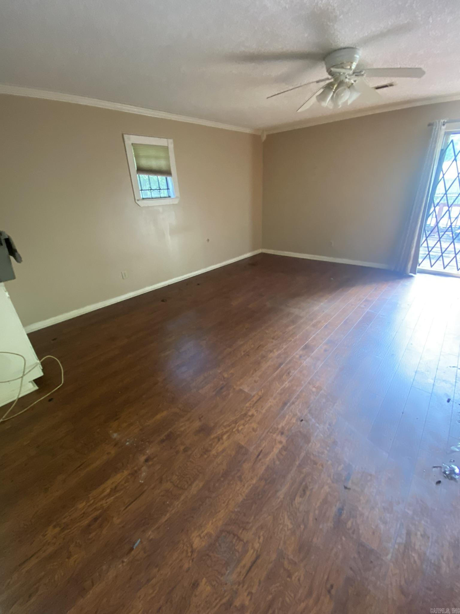 Weldon E Wrights - Residential