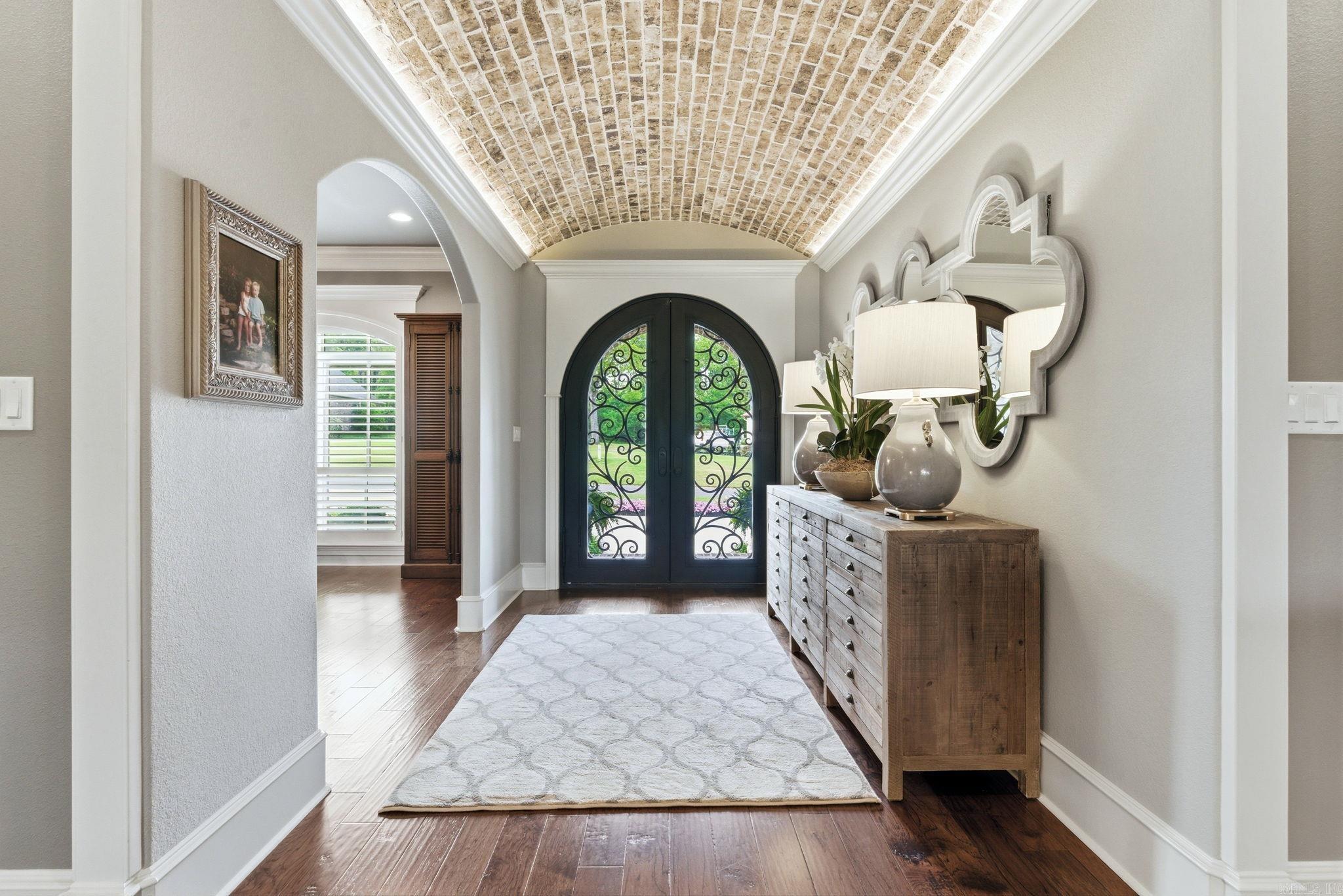 HUNTERS CHASE ESTATES - Residential