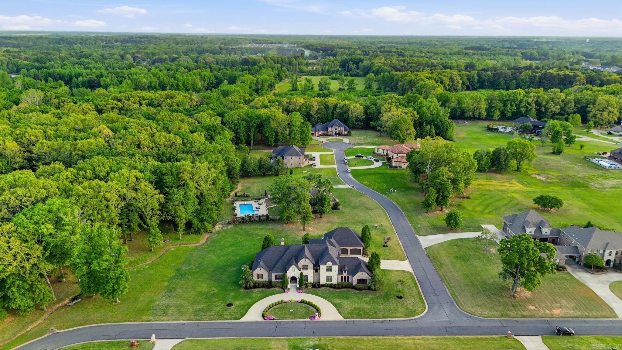 HUNTERS CHASE ESTATES - Residential