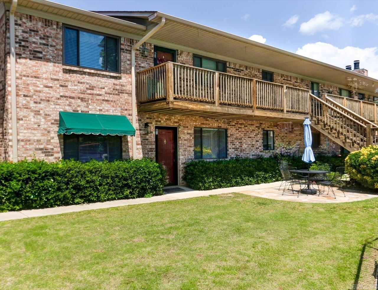 WILLOW COVE CONDOMINIUMS - Residential