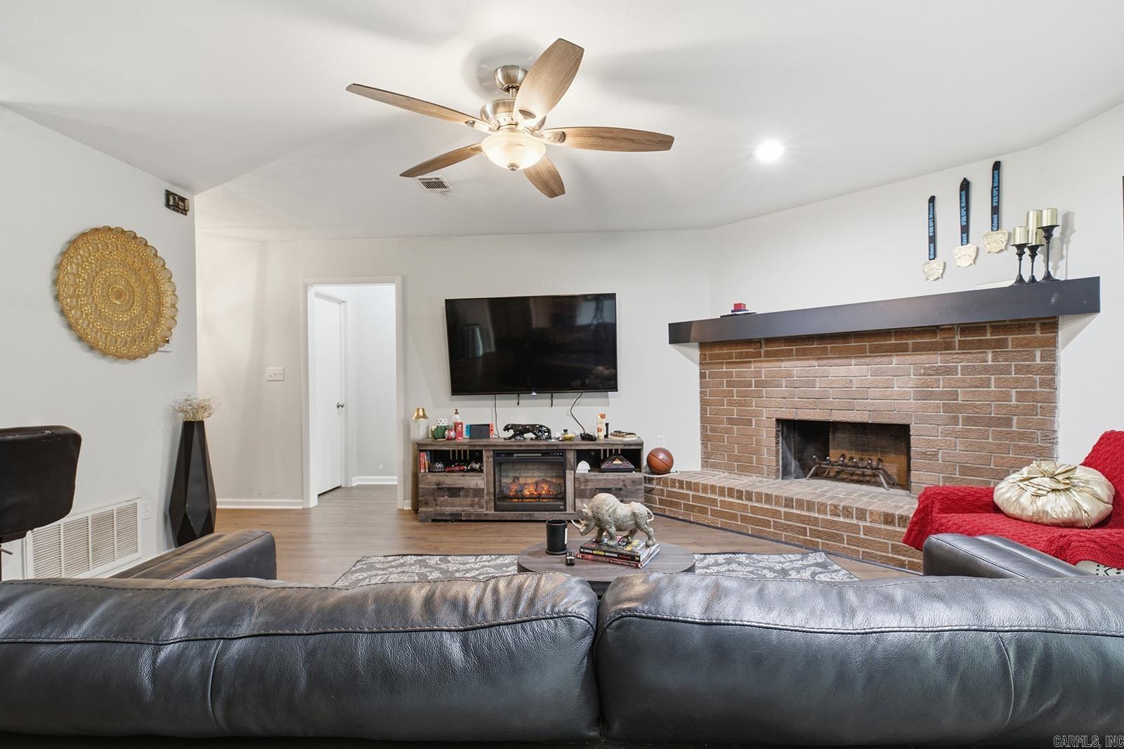 CREEKDALE - Residential