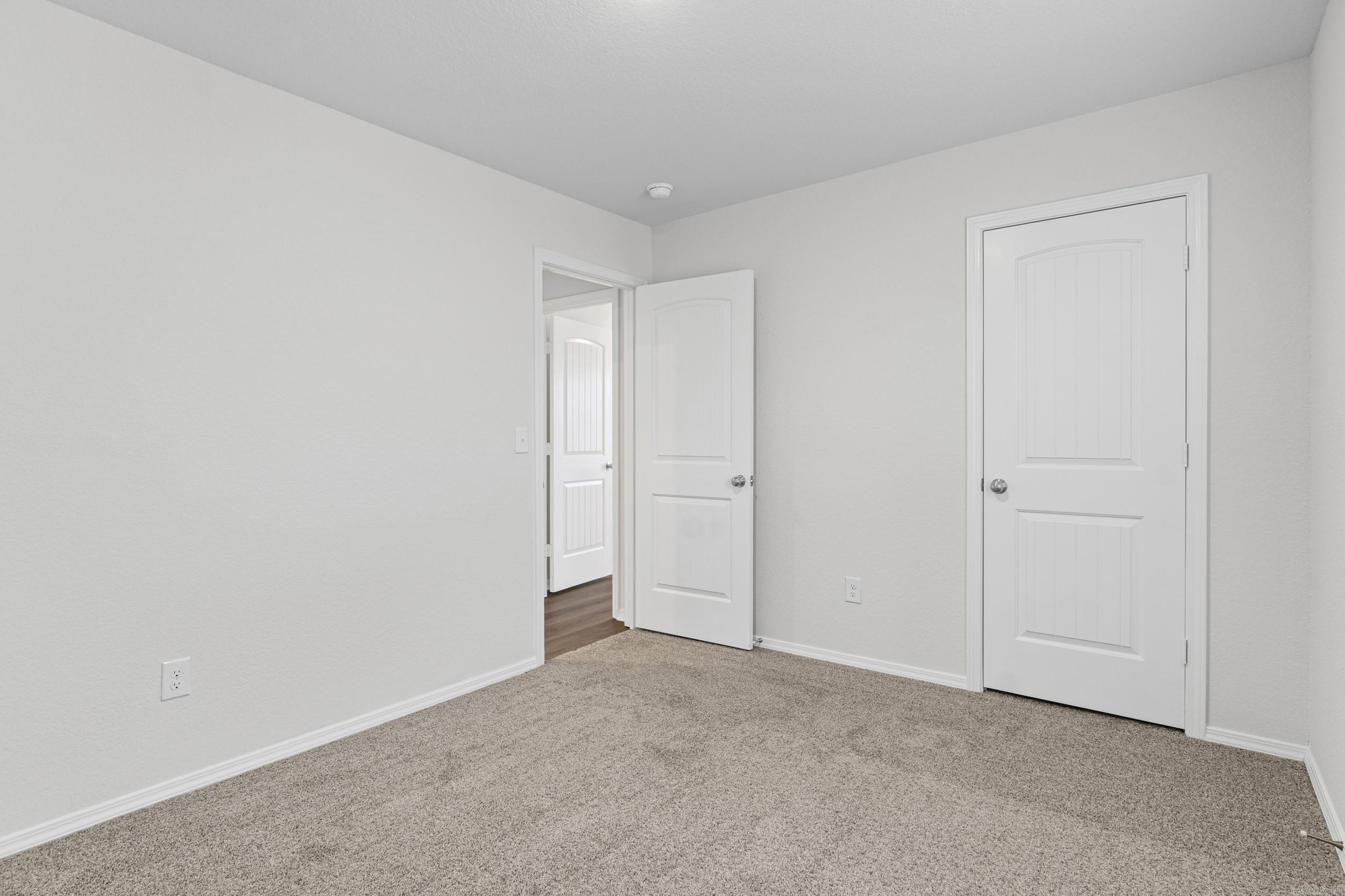 DEERFIELD ESTATES - Residential
