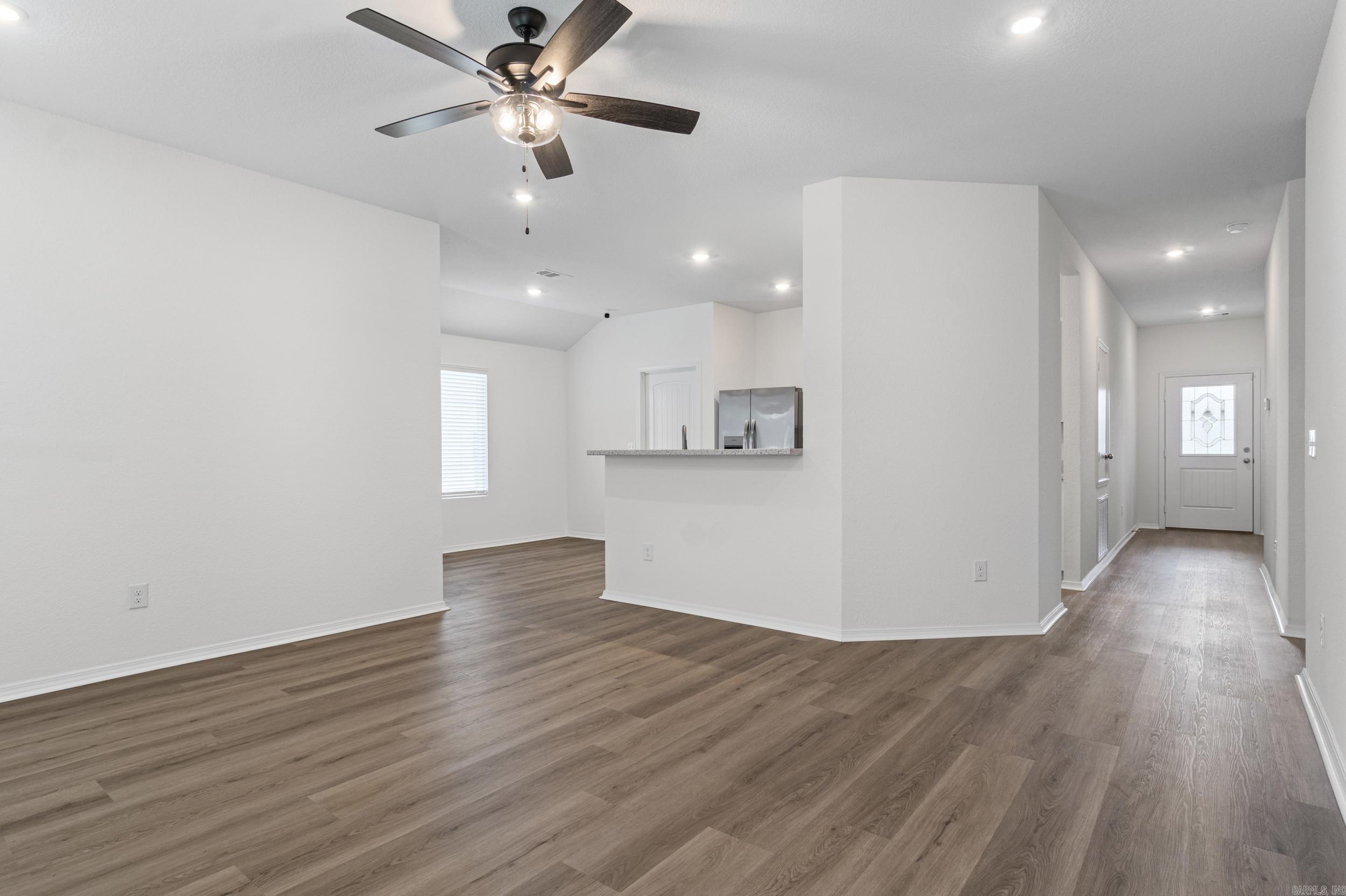 DEERFIELD ESTATES - Residential