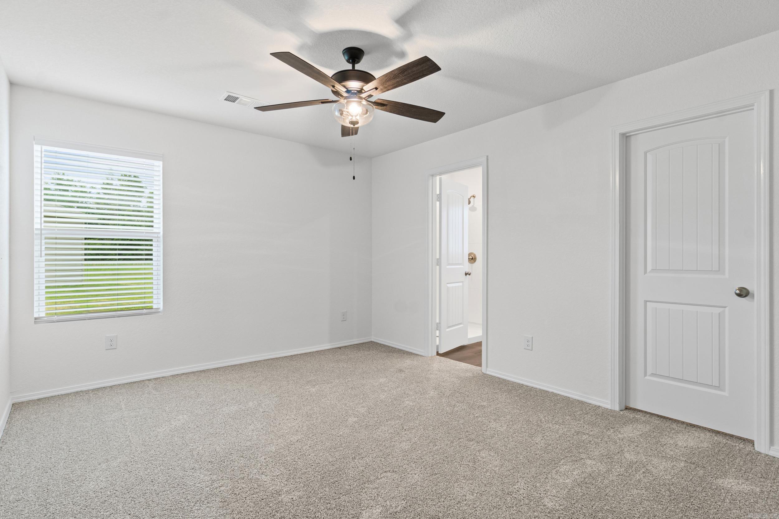 DEERFIELD ESTATES - Residential