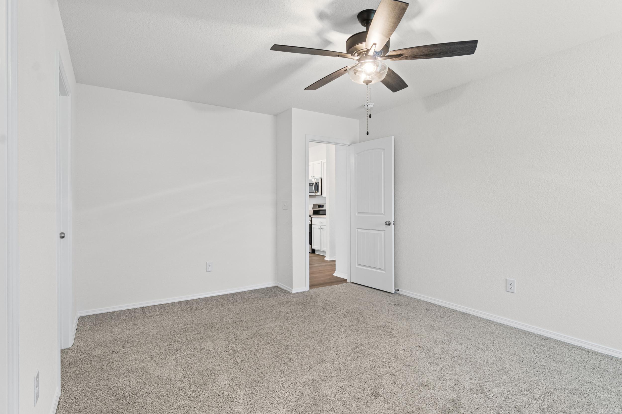 DEERFIELD ESTATES - Residential