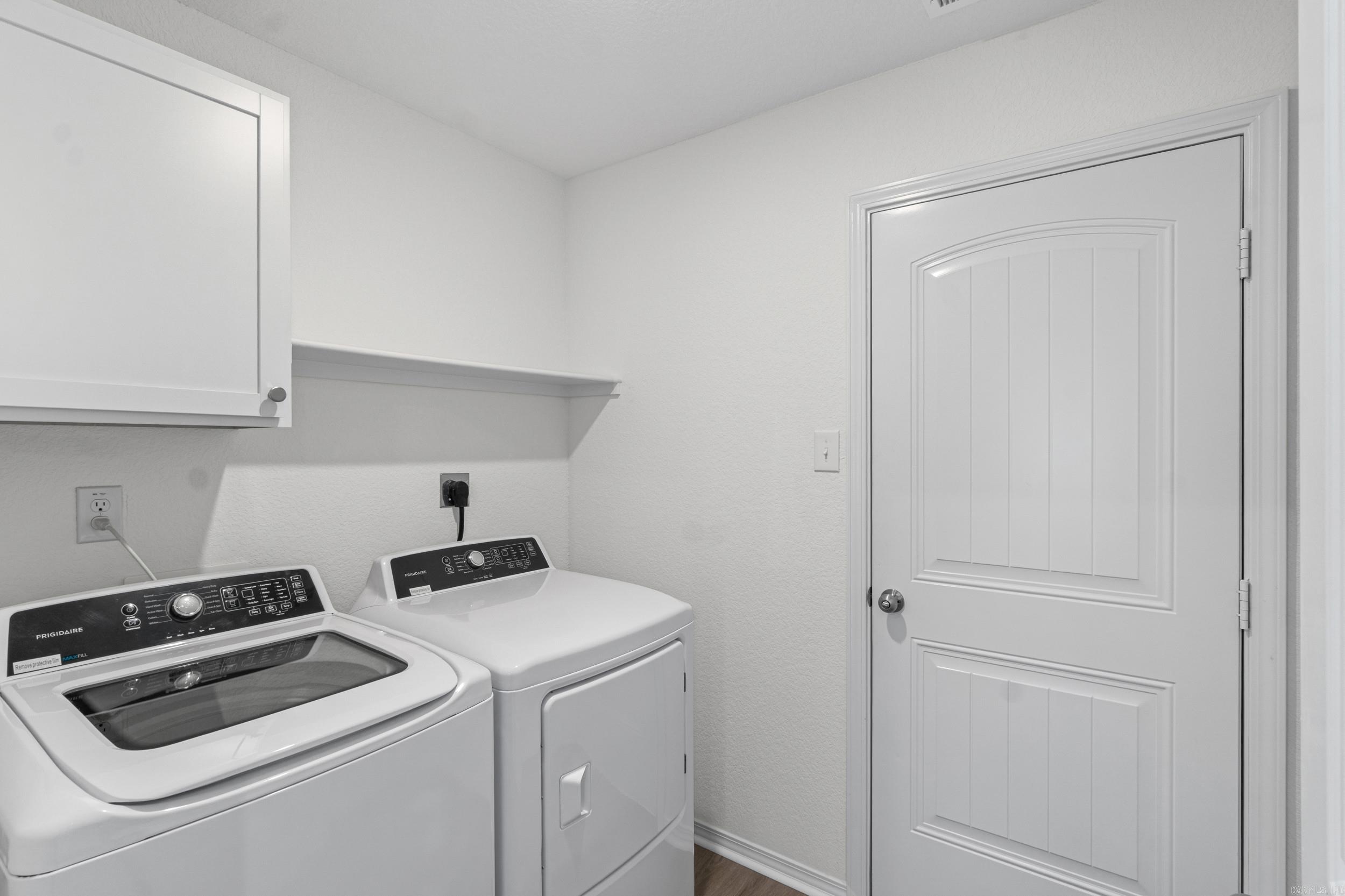 DEERFIELD ESTATES - Residential