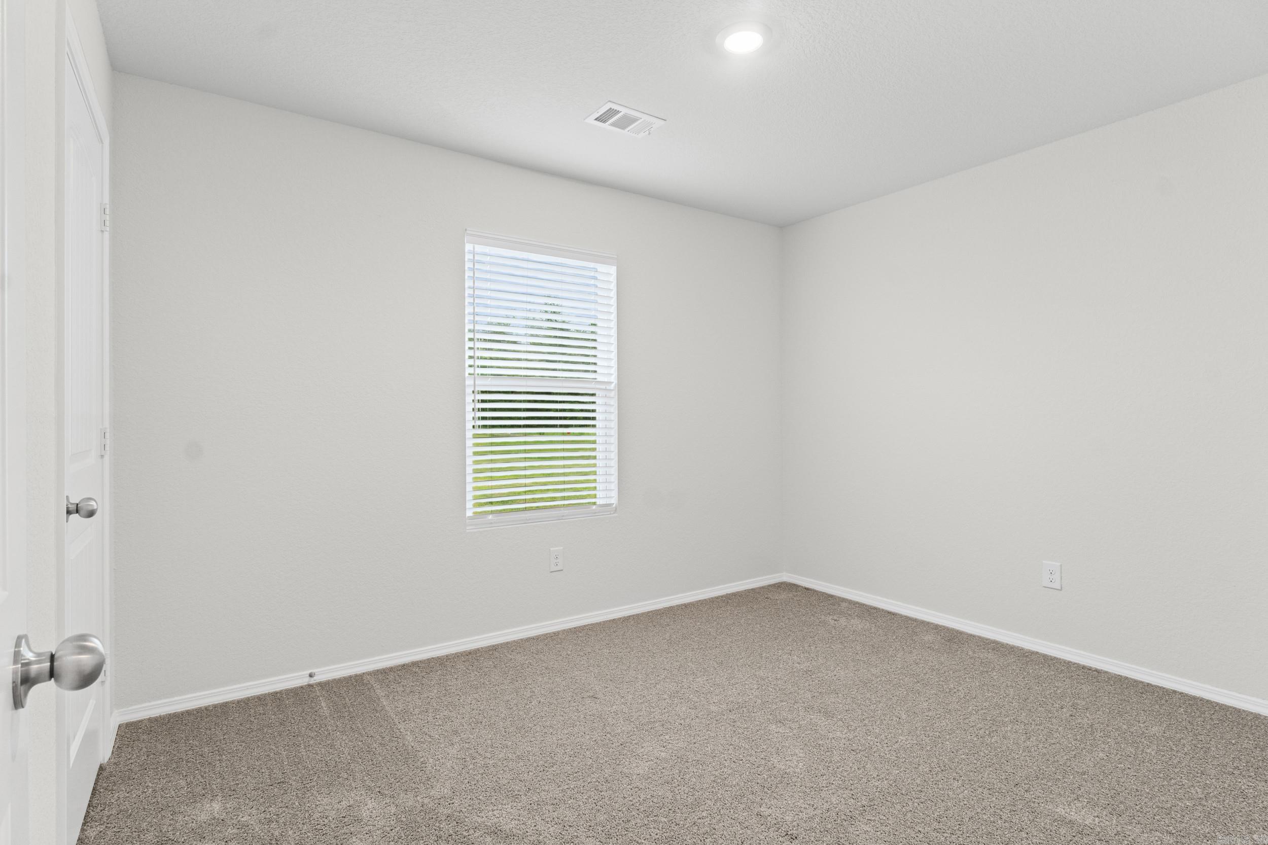 DEERFIELD ESTATES - Residential