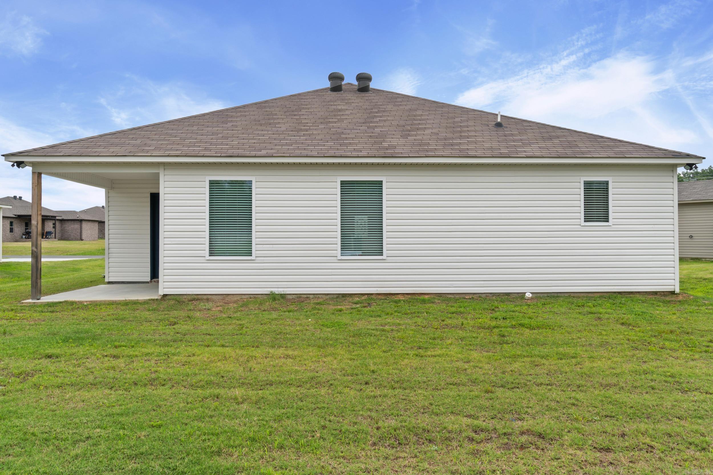 DEERFIELD ESTATES - Residential