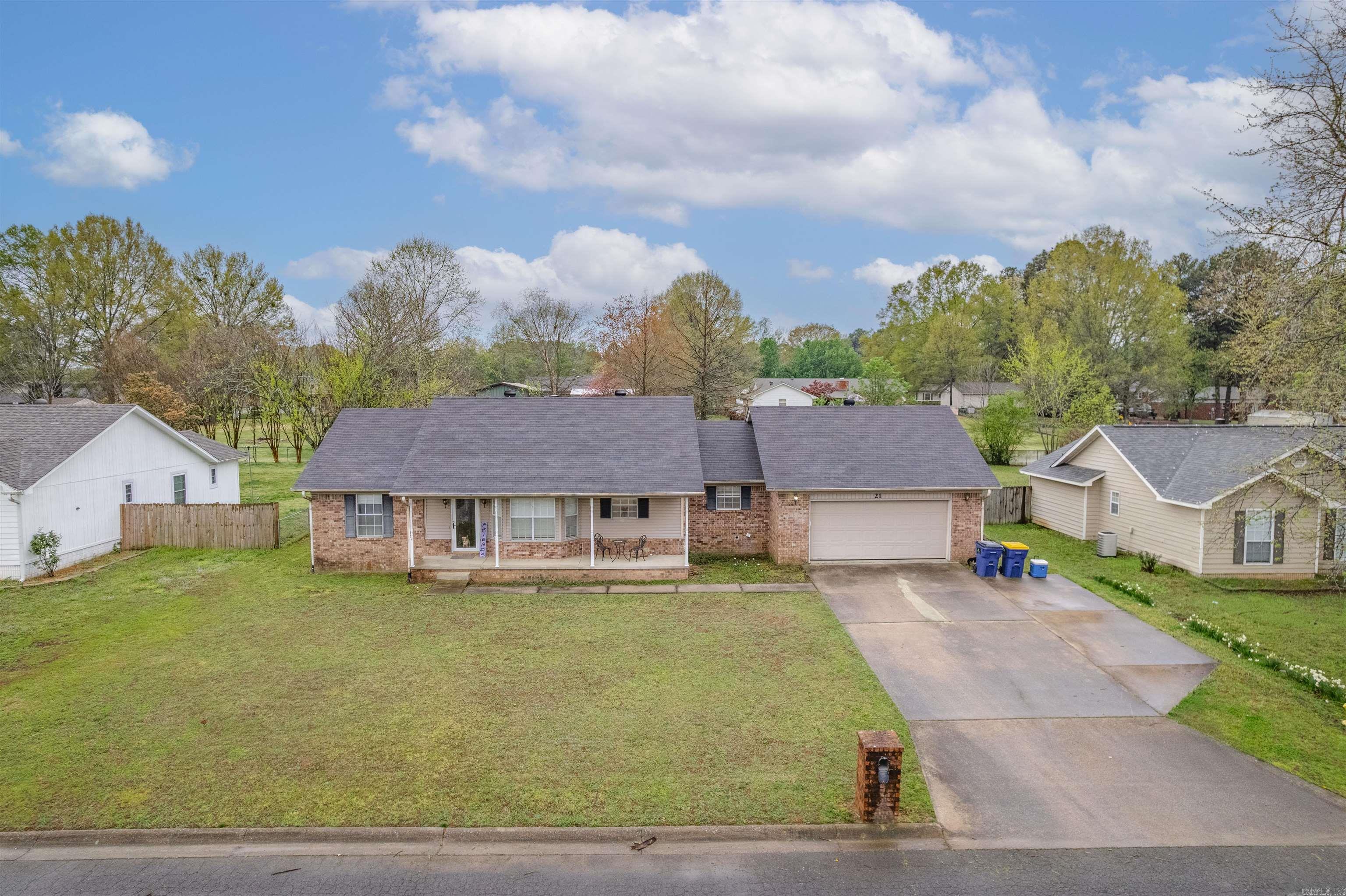 COUNTRY WOOD SUB UNIT - Residential