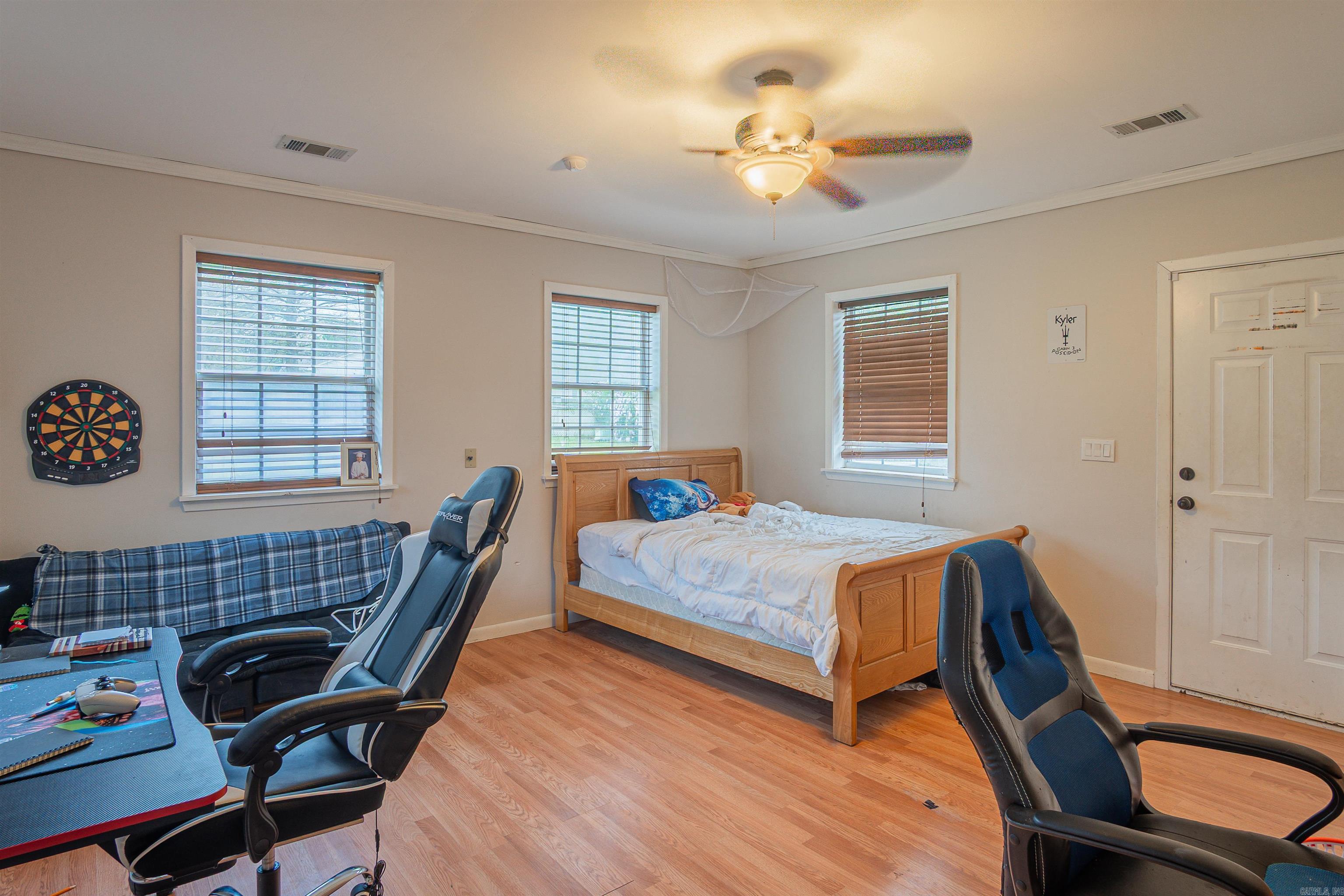 COUNTRY WOOD SUB UNIT - Residential