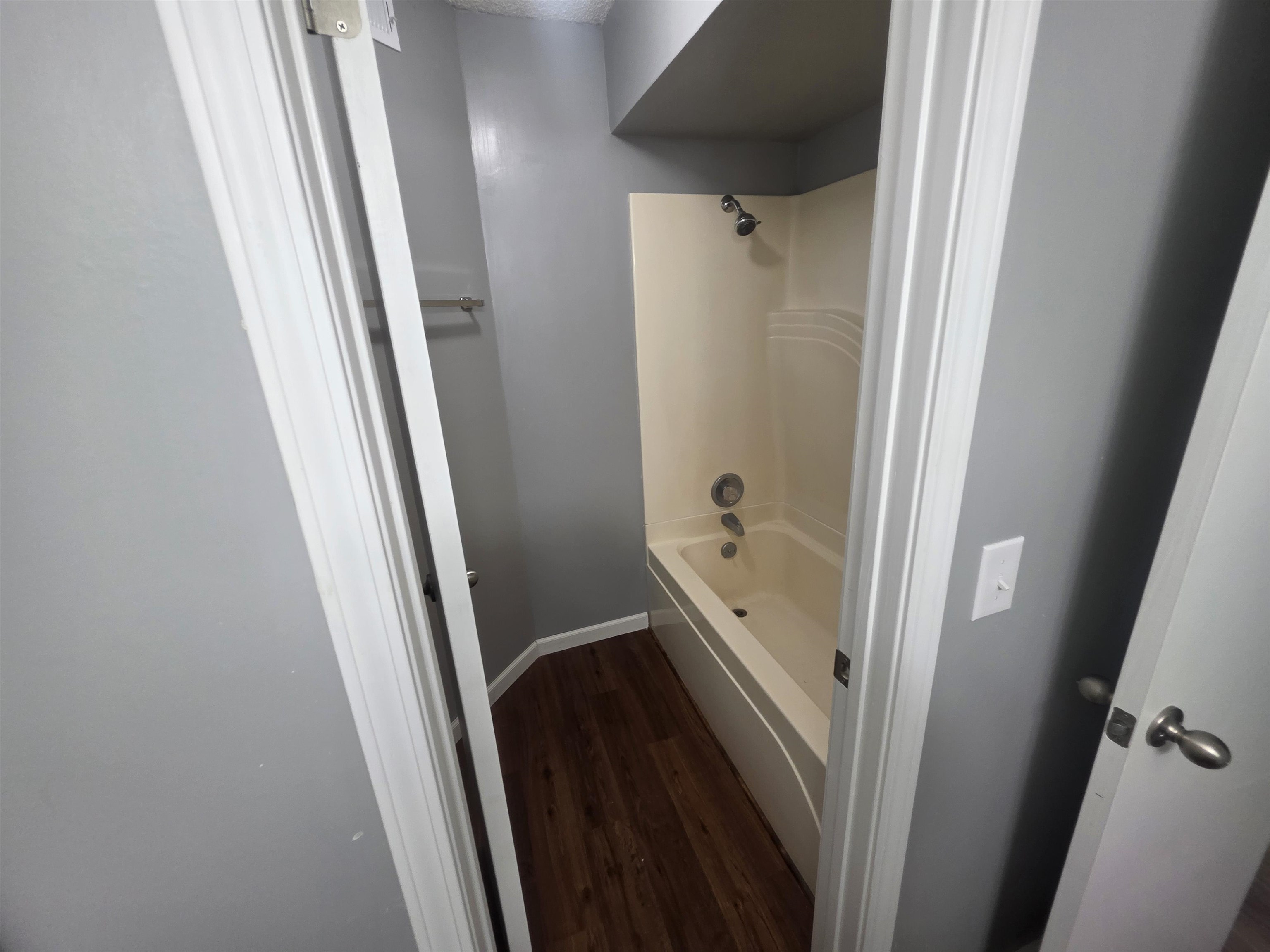 CHEROKEE COURTS - Residential
