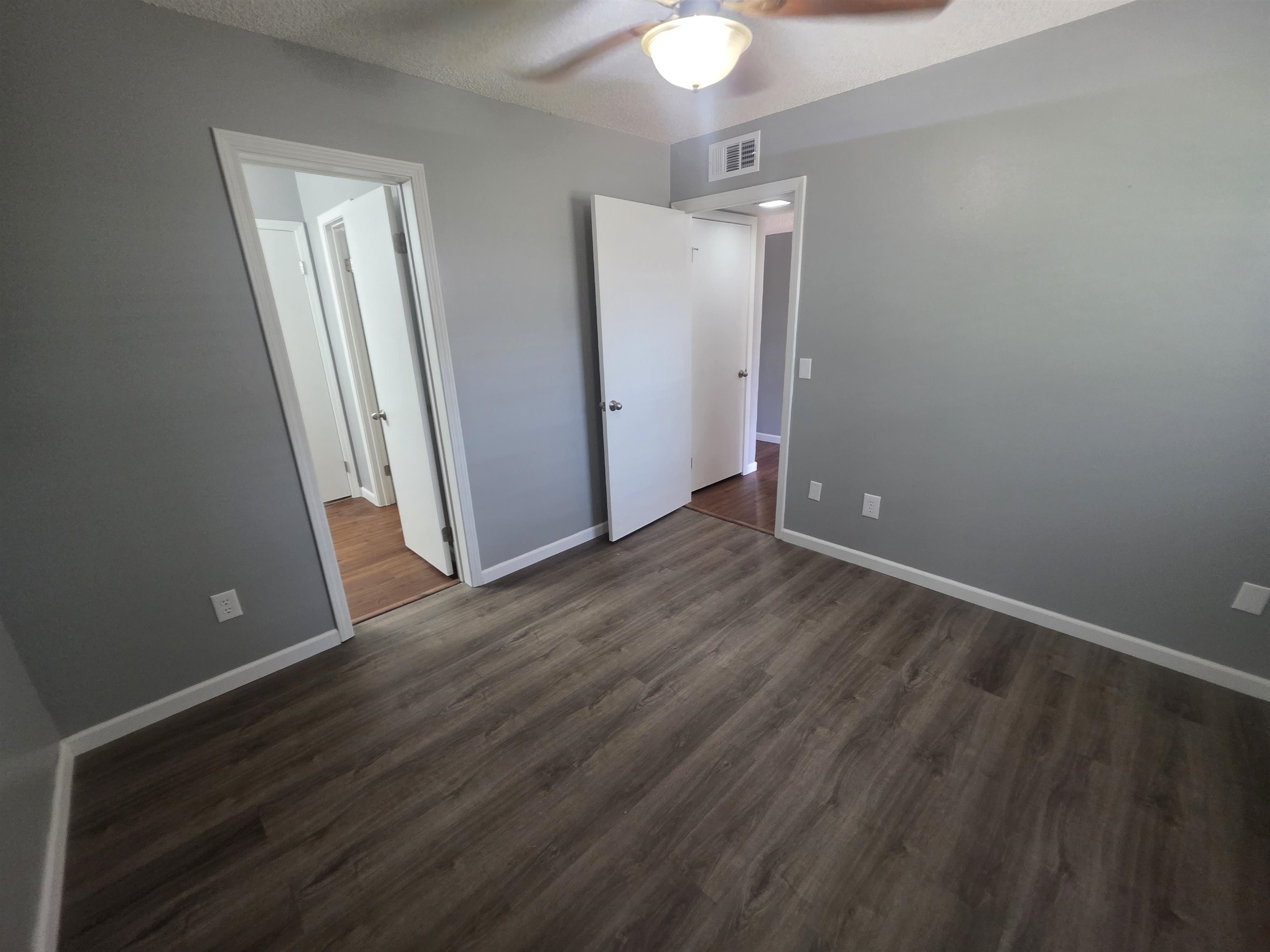 CHEROKEE COURTS - Residential