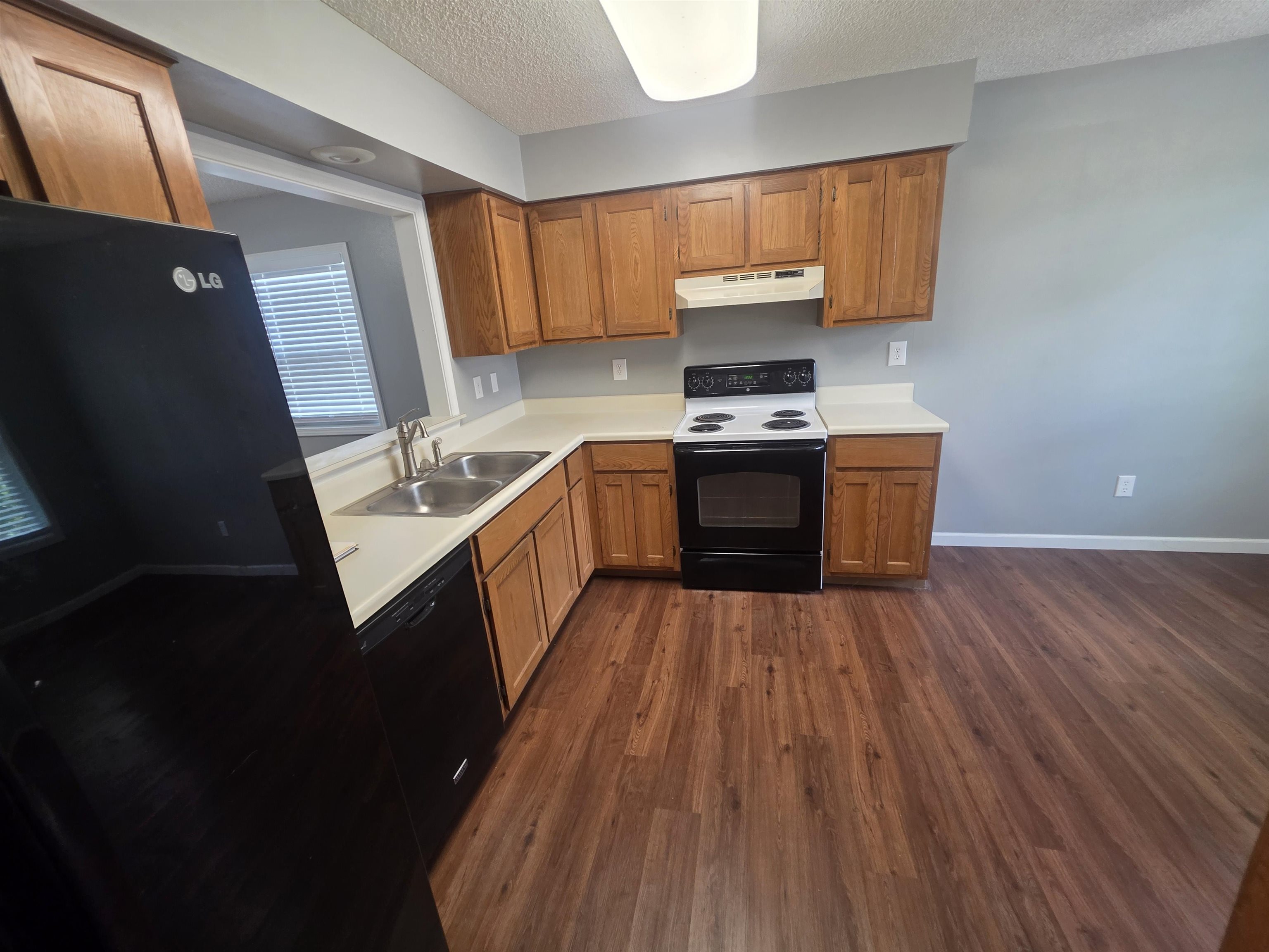 CHEROKEE COURTS - Residential
