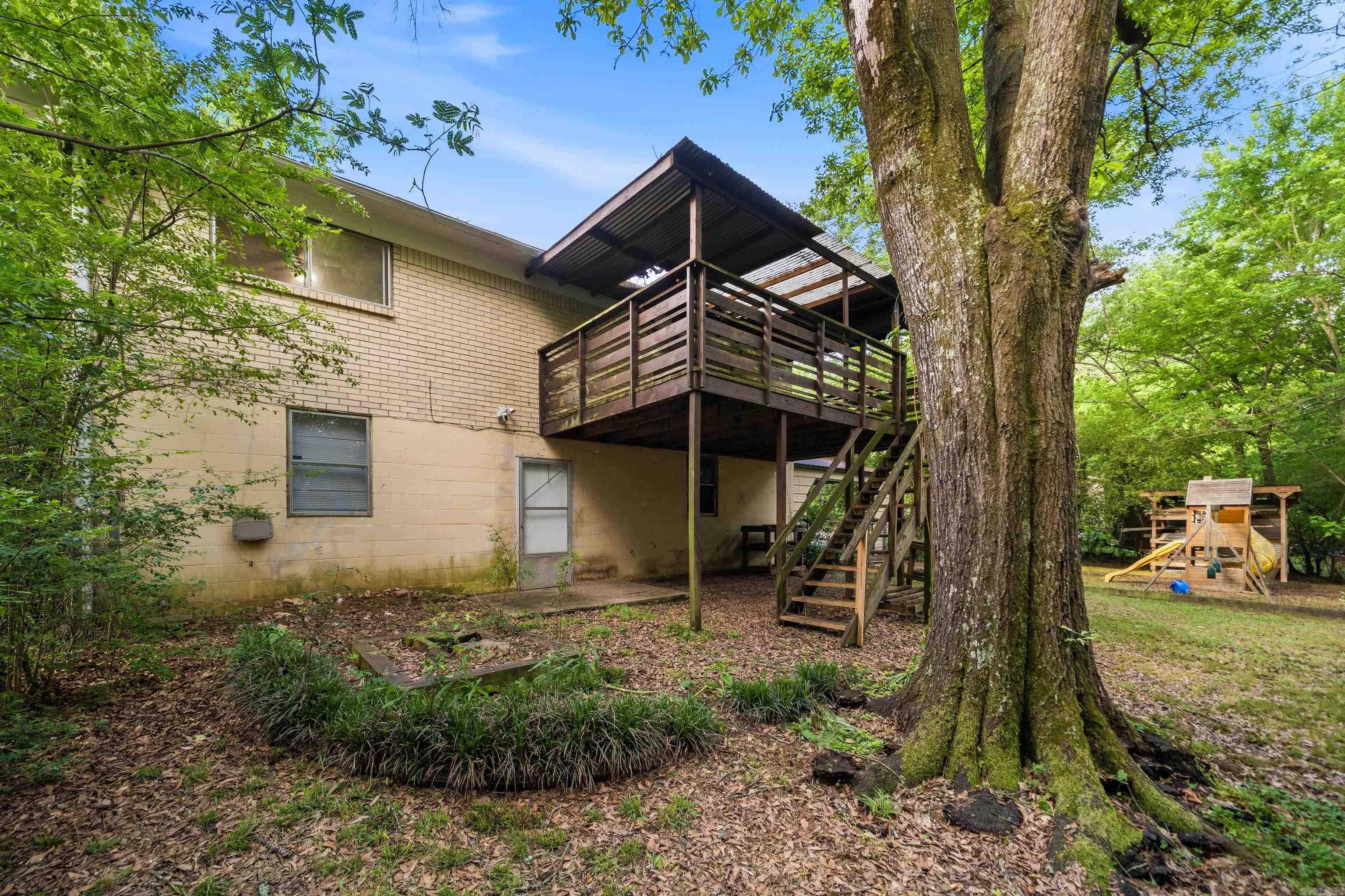 GREEN FOREST - Residential
