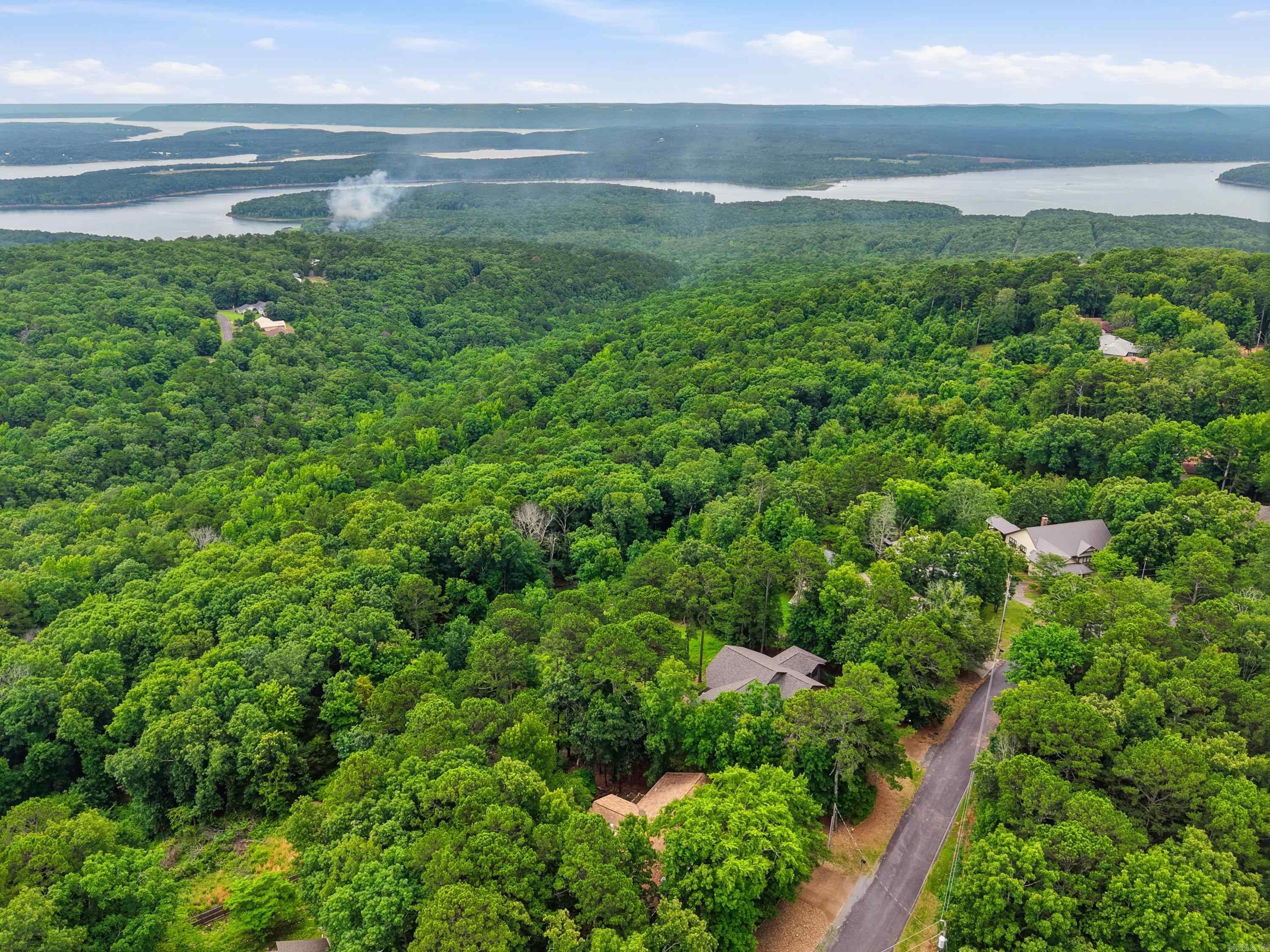 INDIAN HILLS - Residential
