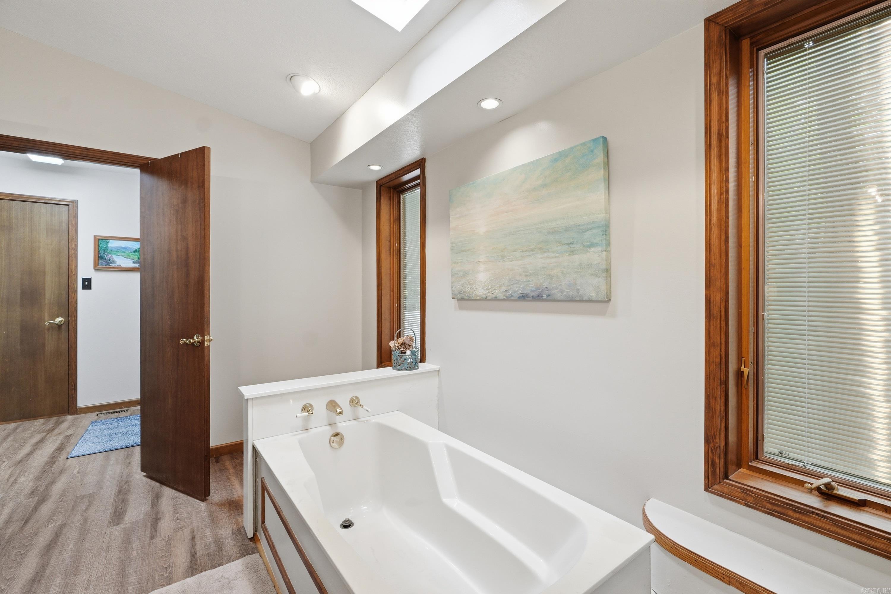 INDIAN HILLS - Residential
