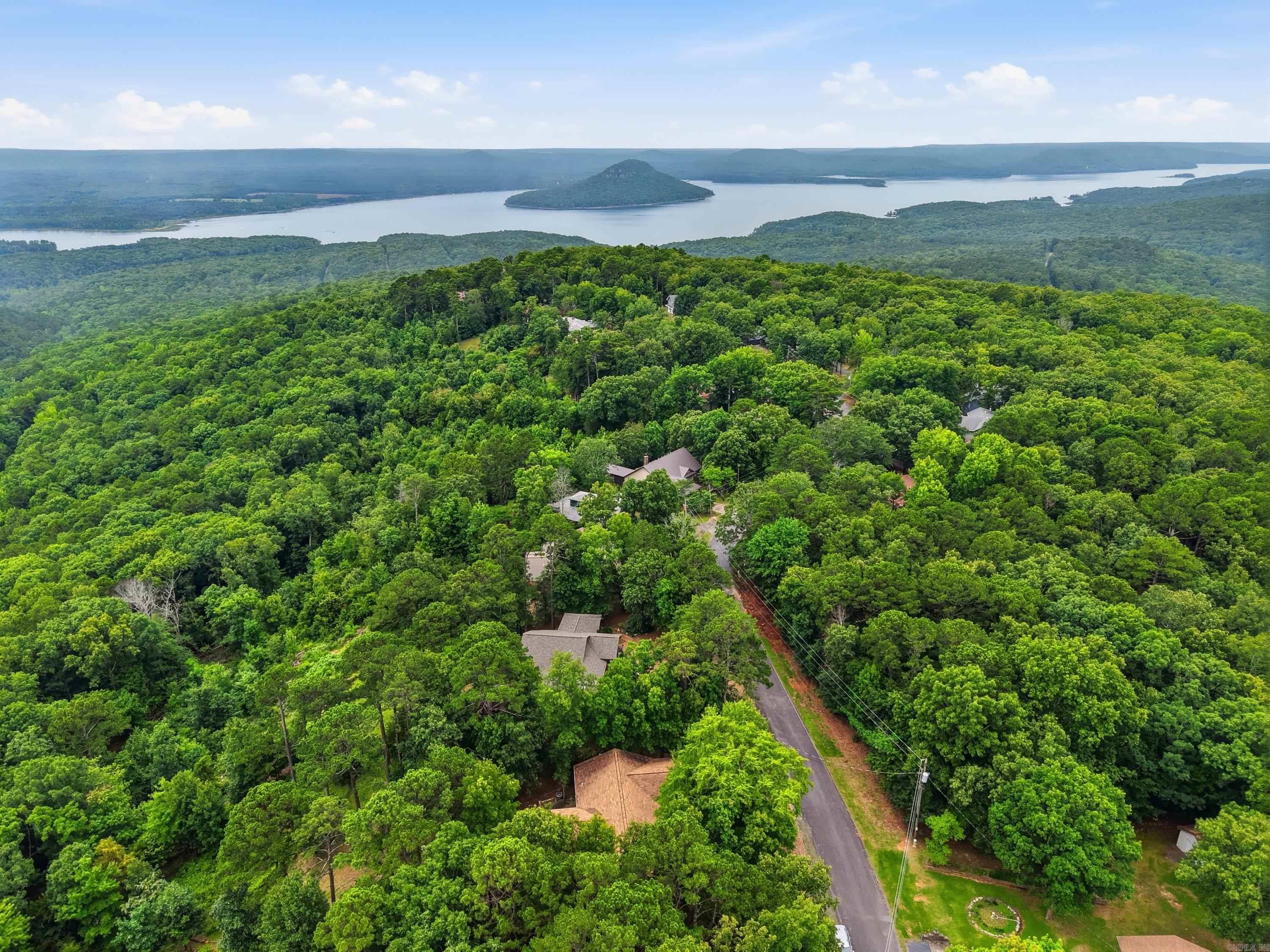 INDIAN HILLS - Residential