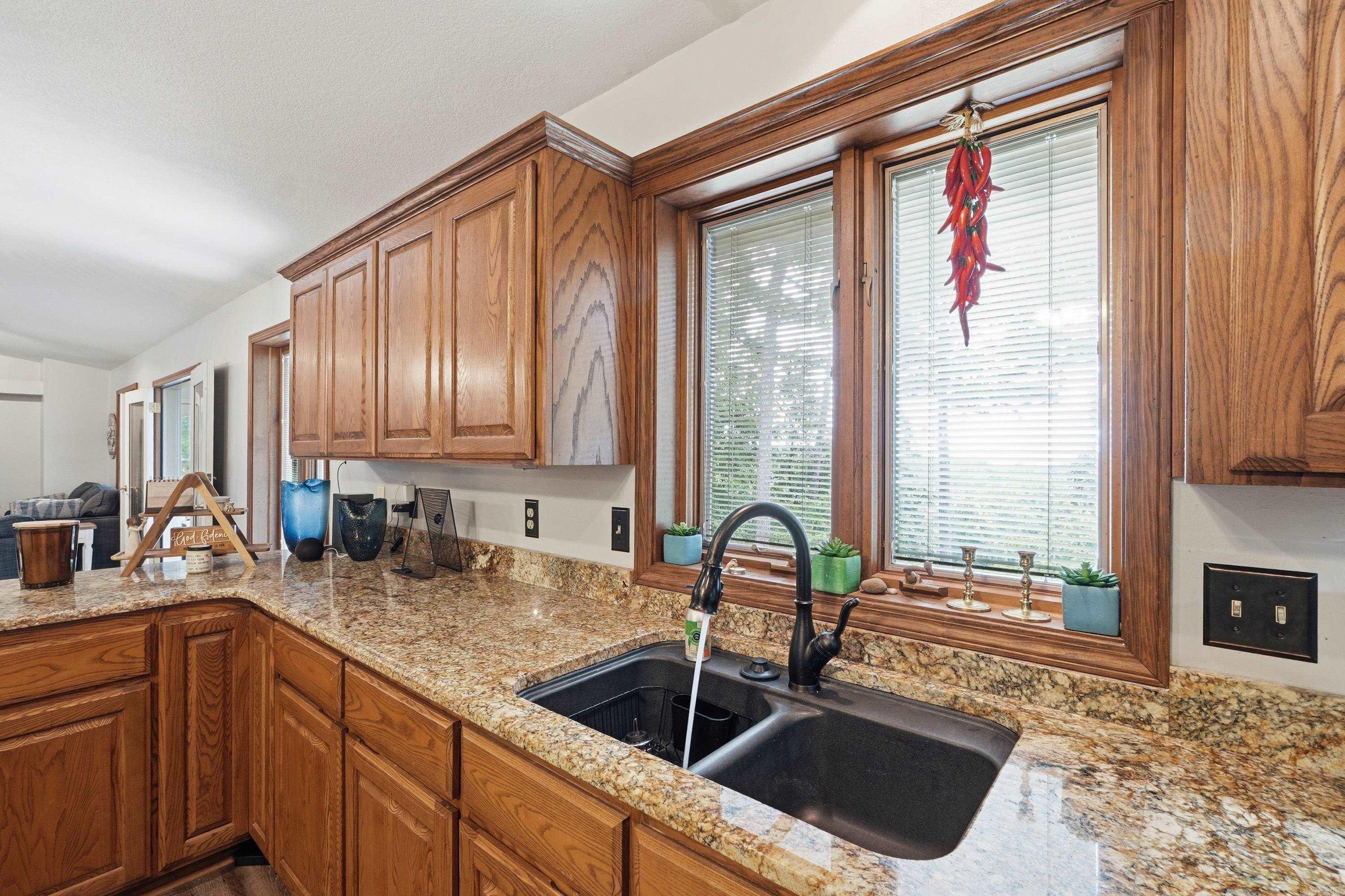 INDIAN HILLS - Residential