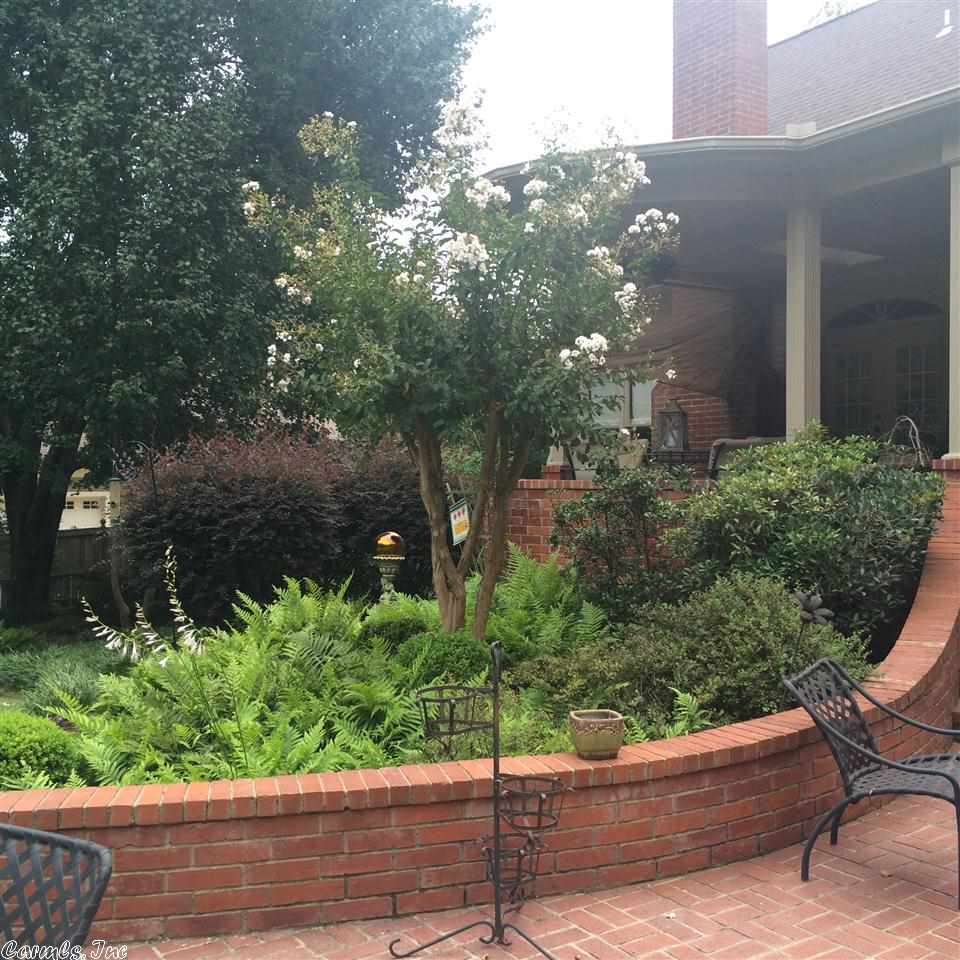 COUNTRY CLUB OF ARK THE - Residential