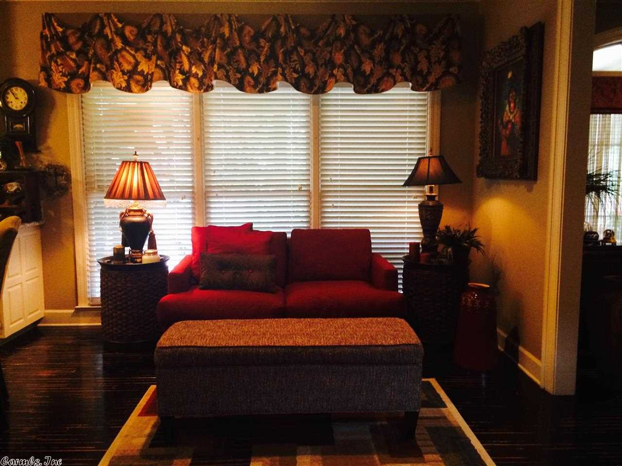 COUNTRY CLUB OF ARK THE - Residential