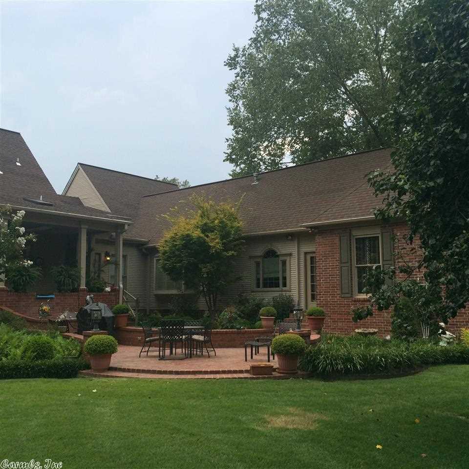 COUNTRY CLUB OF ARK THE - Residential