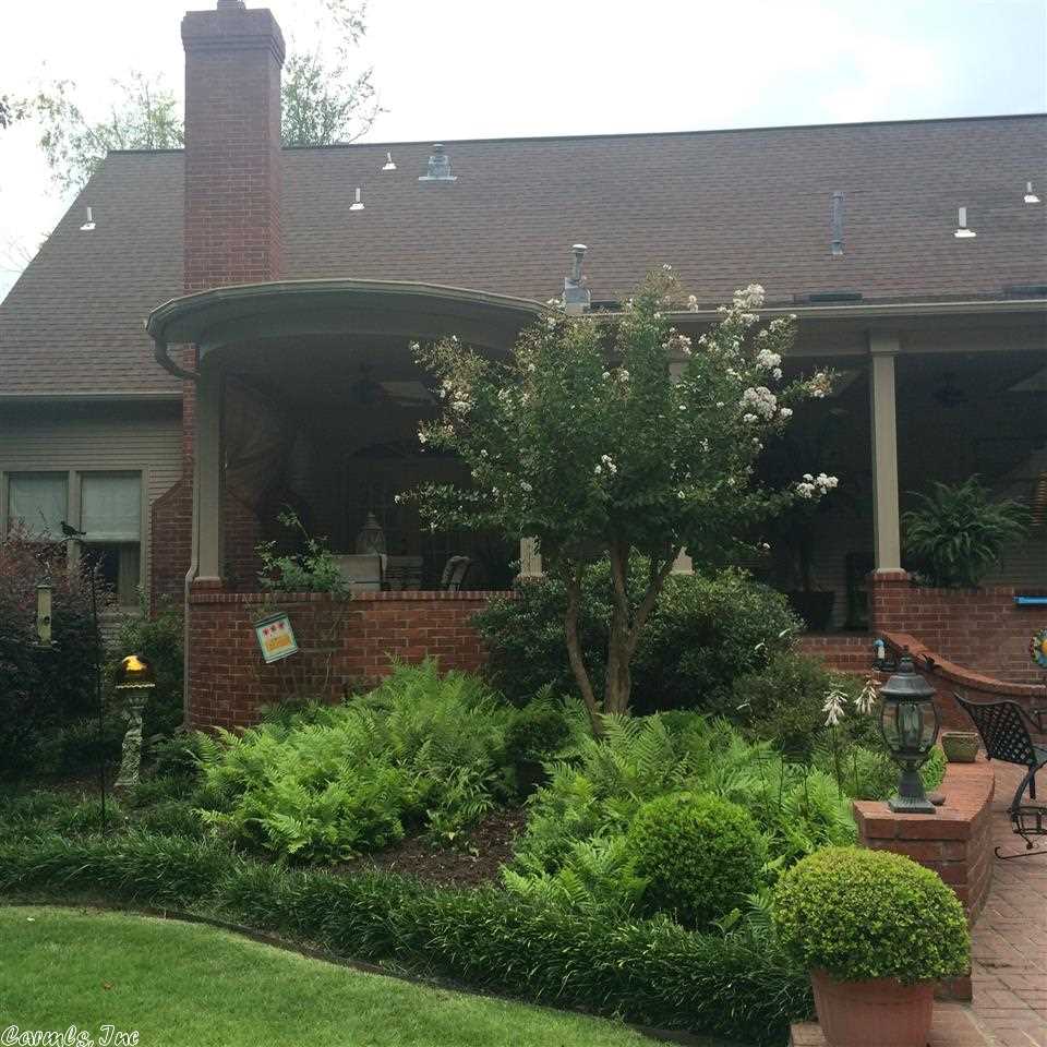 COUNTRY CLUB OF ARK THE - Residential