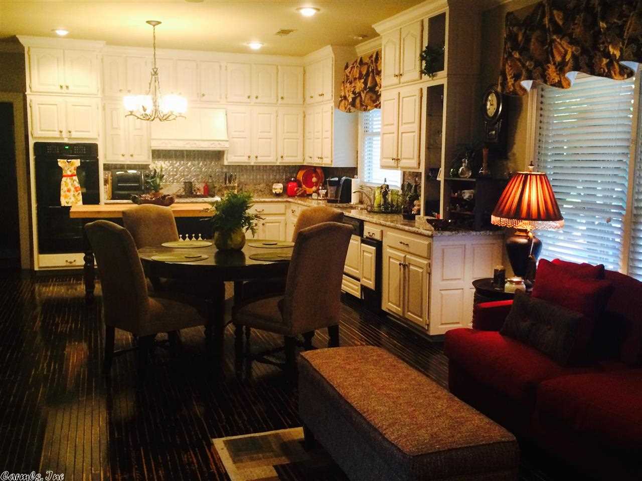 COUNTRY CLUB OF ARK THE - Residential