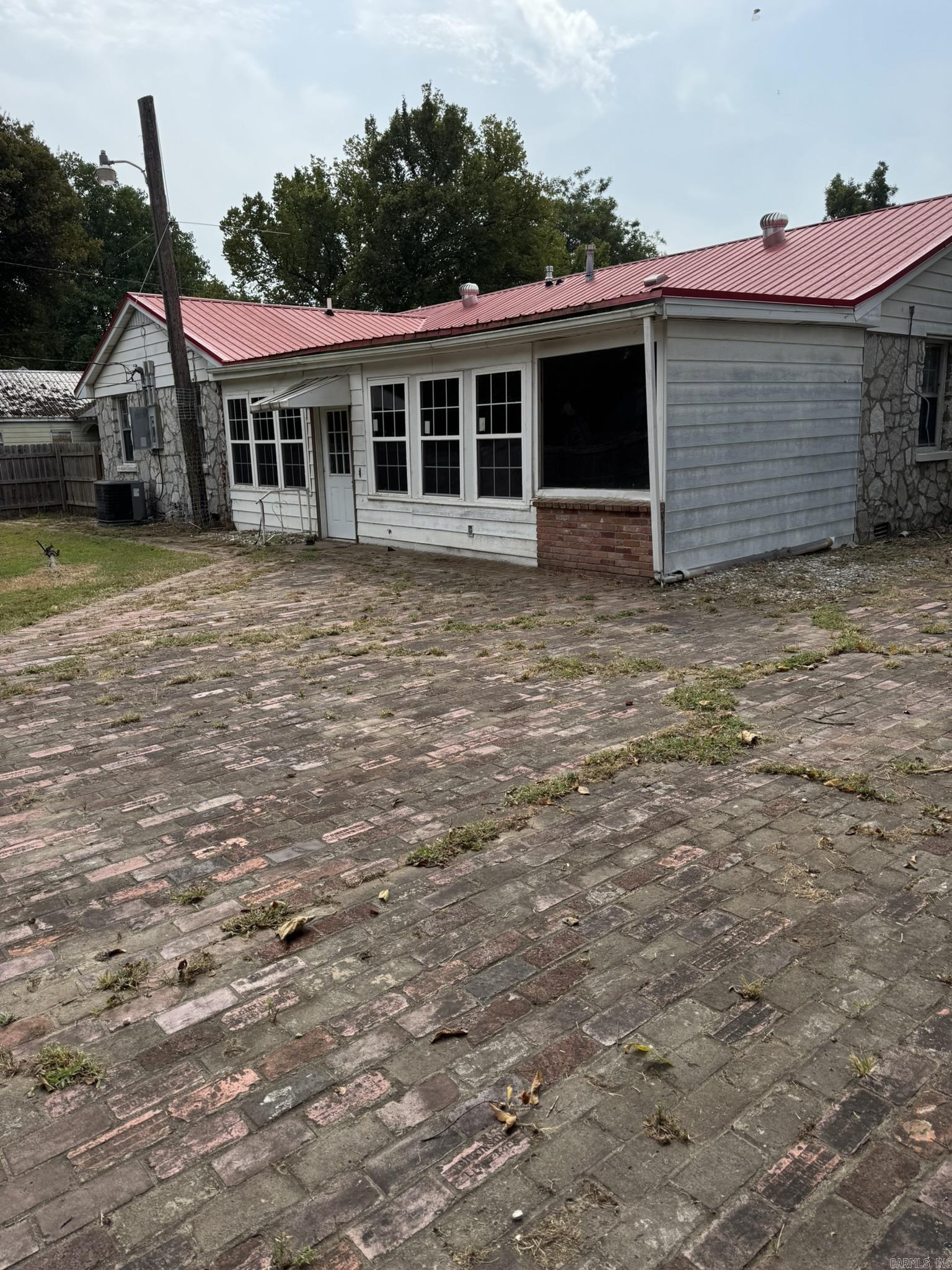 Tri Vista - Residential