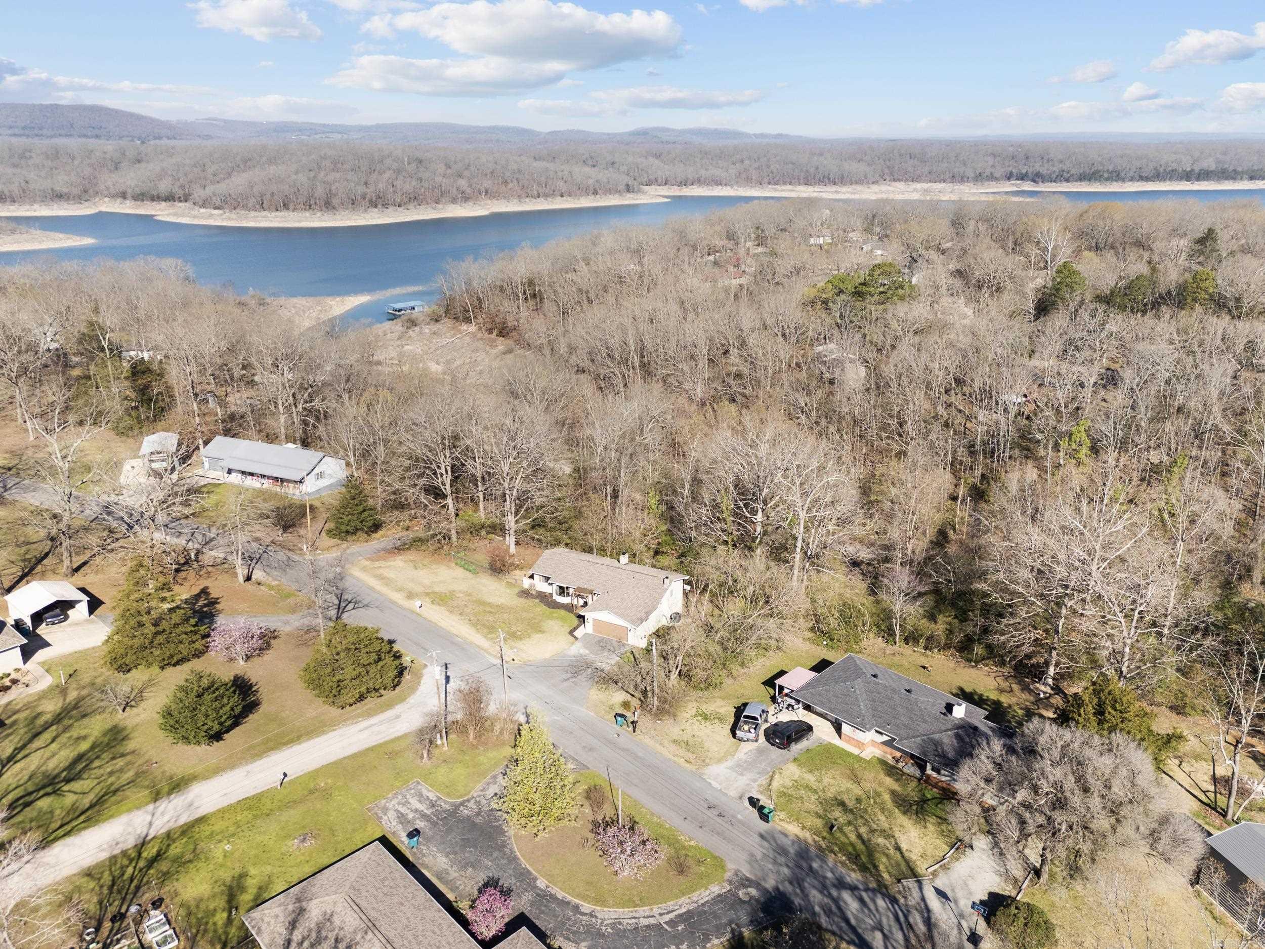Meadowlake Estates - Residential