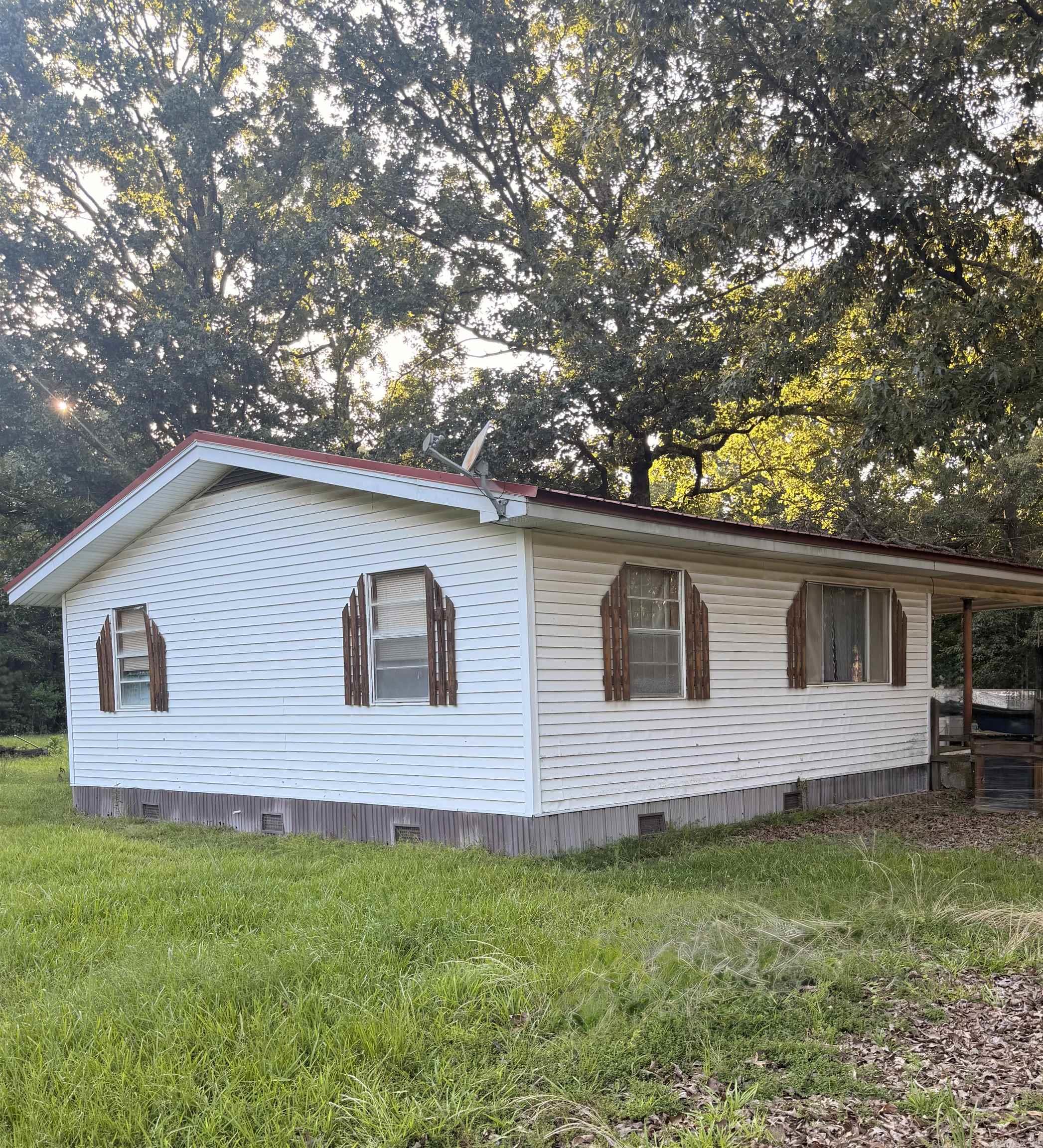 WOODLAND ACRES - Residential