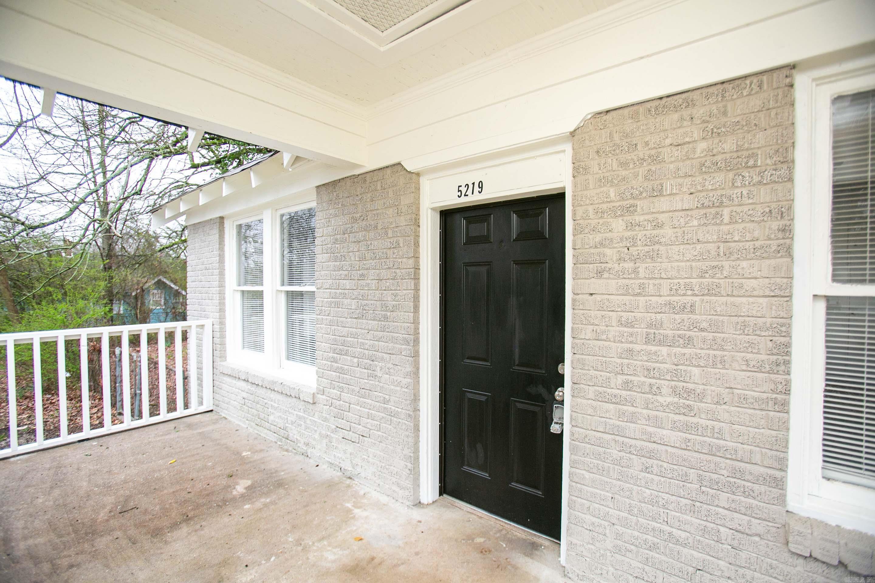 Super cute 3bd in Little Rock that is waiting for you to call home! There are a beautiful front porch and large carport with plenty of storage space! There is a decorative fireplace giving off cozy vibes. and carpet throughout! Perfect for a small family or young professionals. Close to shopping, dining, and UALR. This property is managed by Hoffman Team so beware of scammers - we will never ask you to Cashapp us money. The lease for this property is for 18 months to 2 years with a 3% increase after the first year. Income must be 3x the amount of rent per month unless you have a housing voucher. Deposit, first month’s rent, and the $50 administration fee due before move in.  Visit our Hoffman Team website or come to our office to schedule your showing today! We are located at 3009 W Markham Street in Little Rock and our office hours are Monday - Friday, 8:30am-4:30pm.