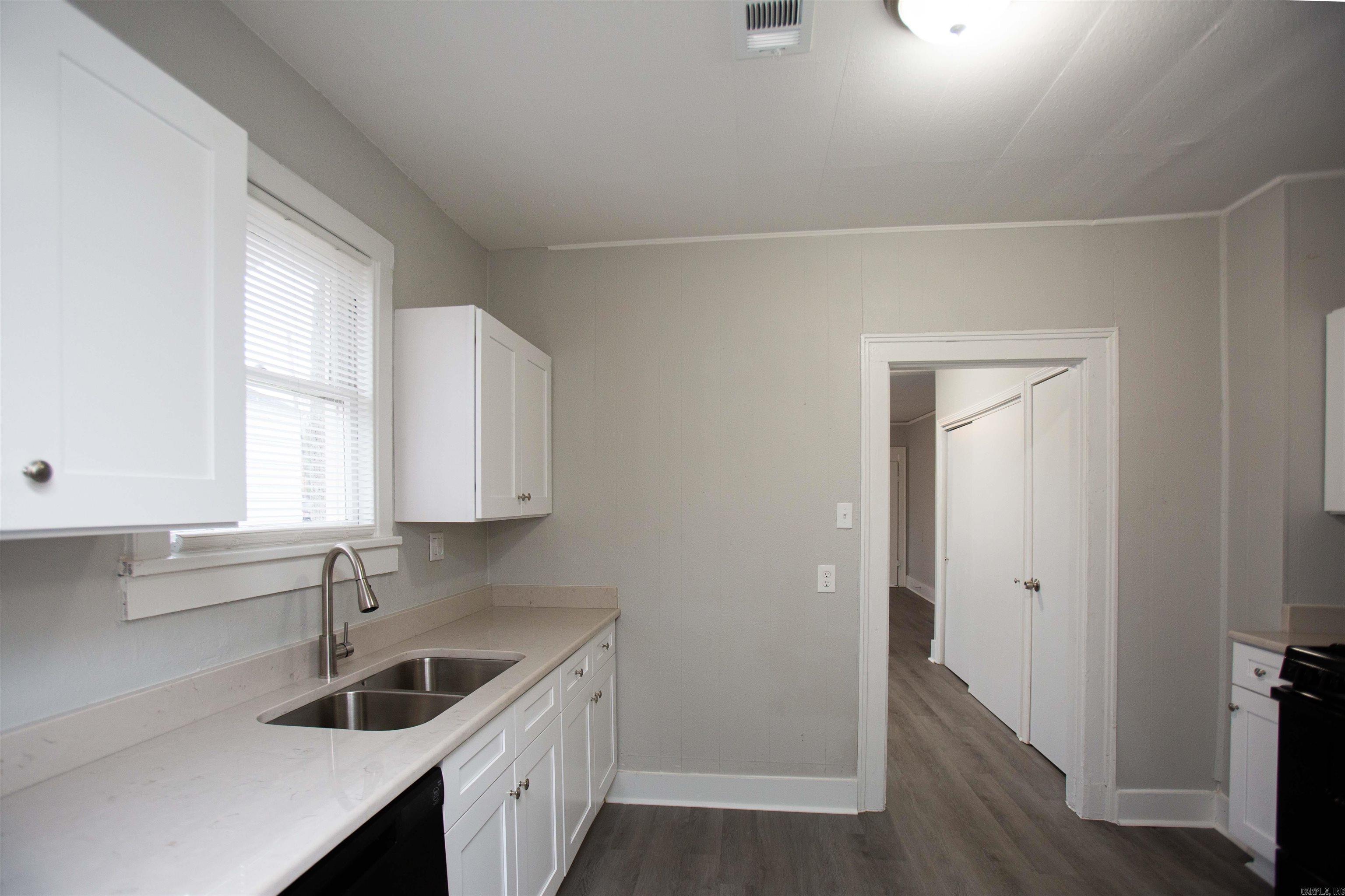Boulevard Terrace - Residential Lease