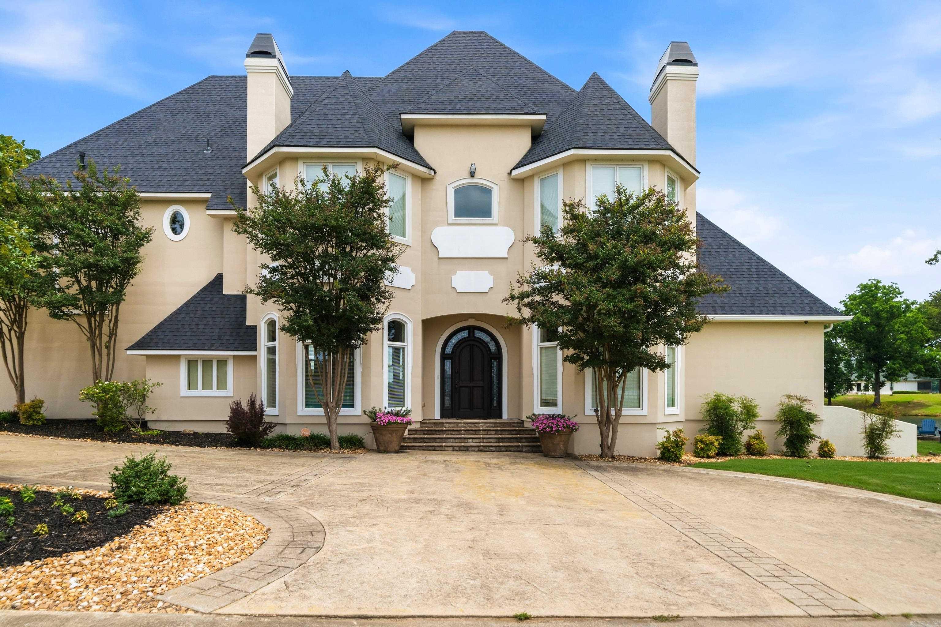 Lake View - Residential