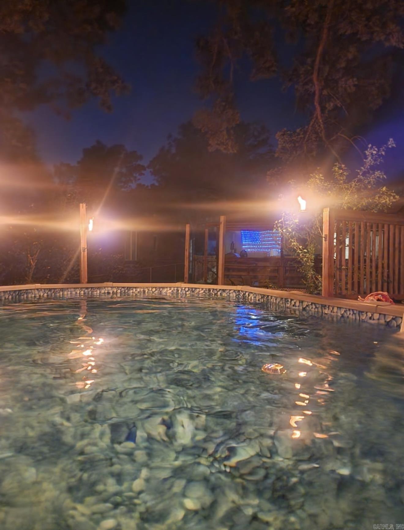 COUNTRY CLUB PARK - Residential