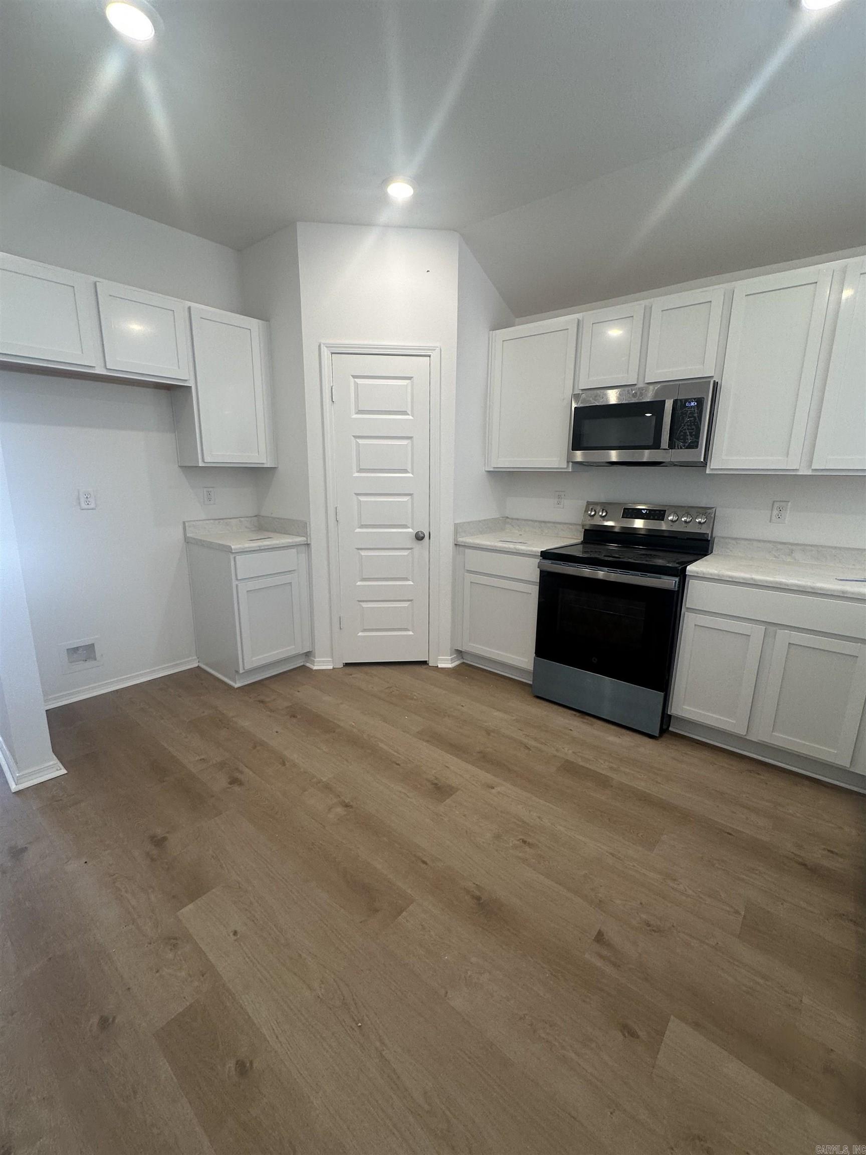 THE MEADOWS - Residential