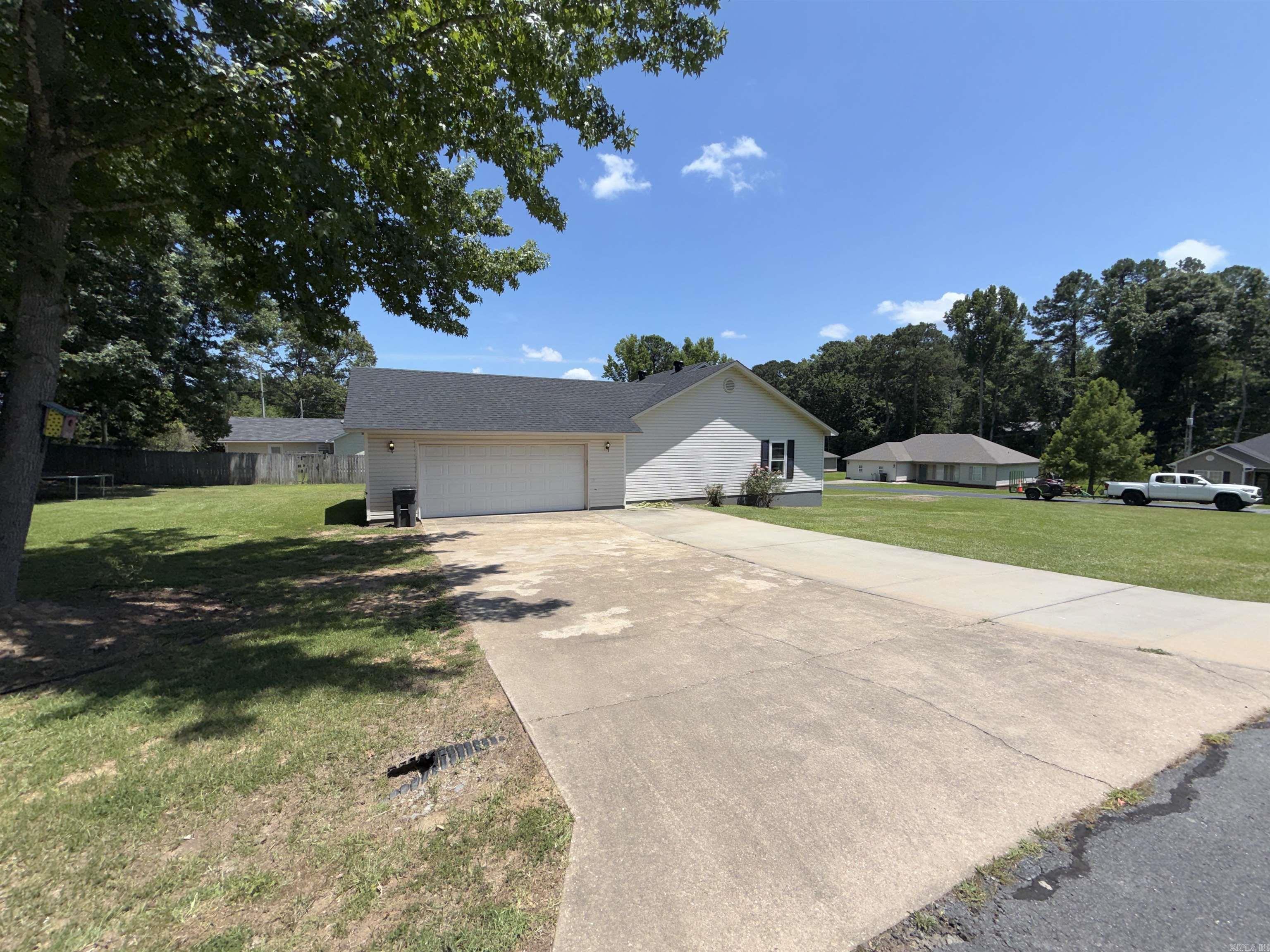 Gray Oaks - Residential