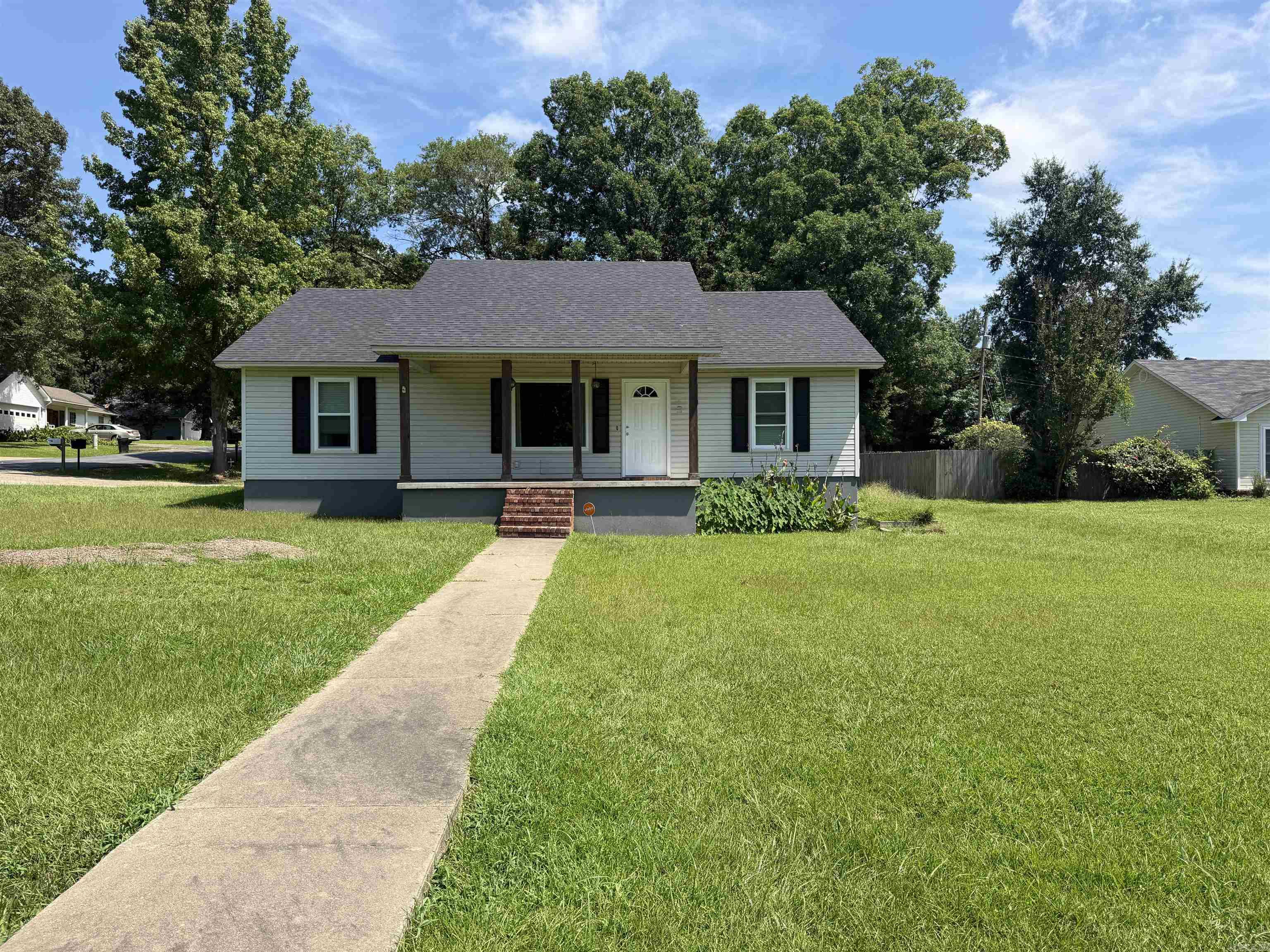 Gray Oaks - Residential
