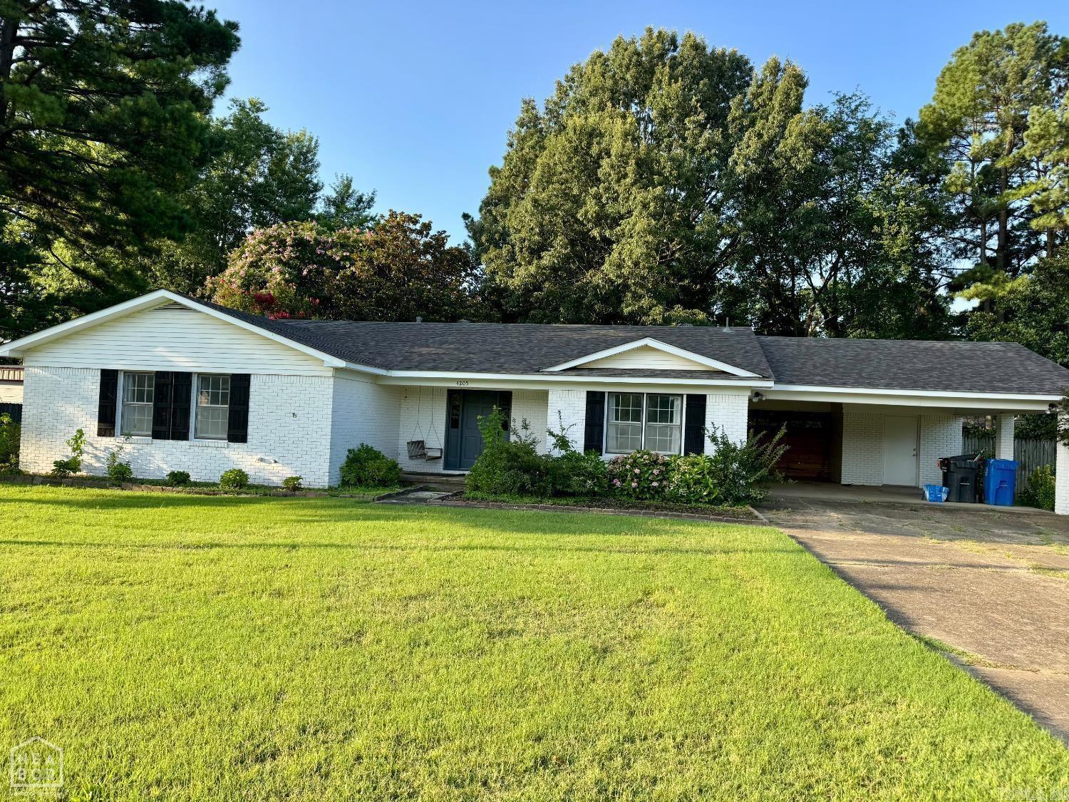 $5,000 seller credit to buyer for closing costs. .51 of an acre lot with lots of shade trees. Lovely covered deck for outdoor living and grilling. Newer roof. Nice kitchen with breakfast room and formal dining room. Living room has a fireplace and a spacious area for living.