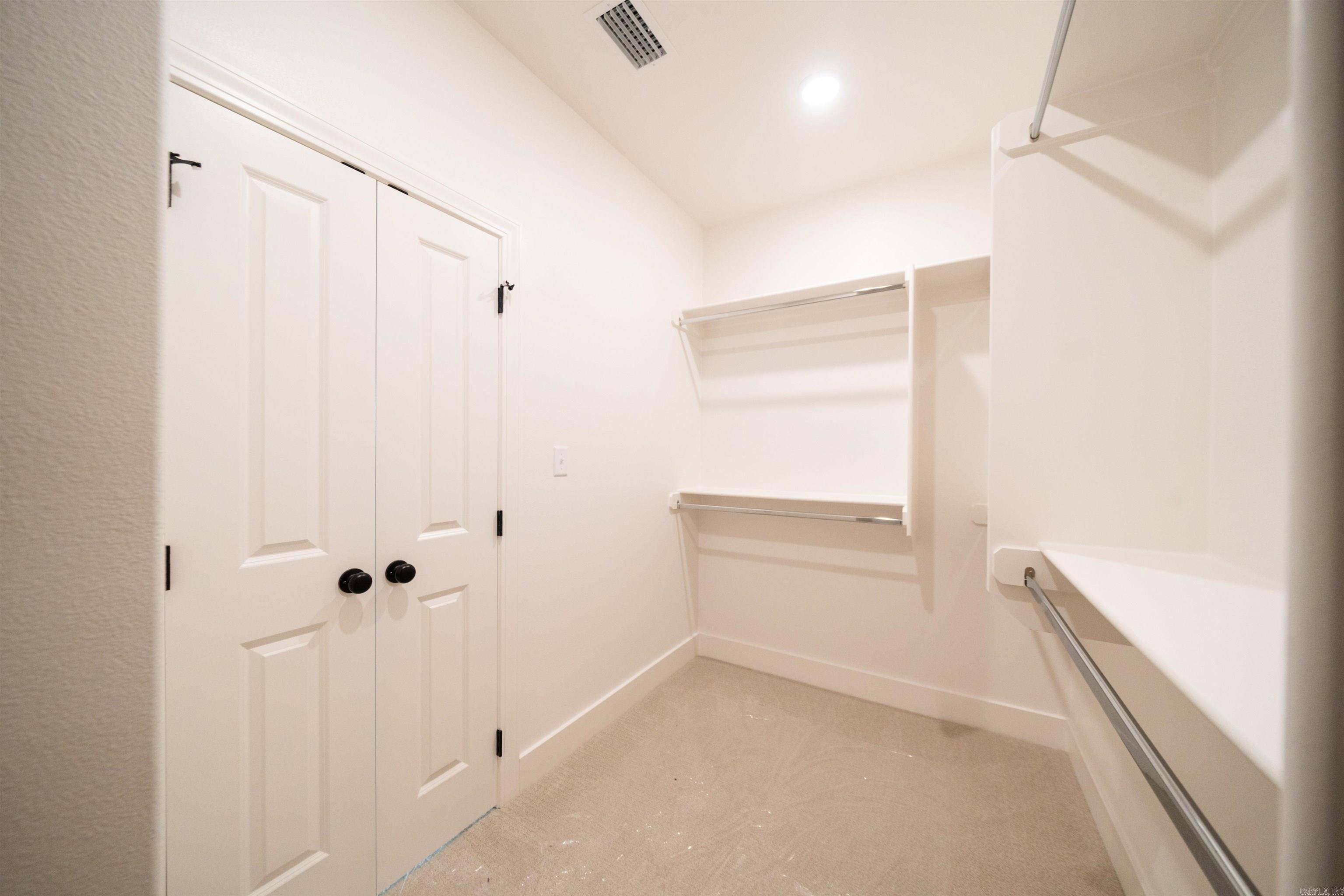 WALNUT VALLEY - Residential