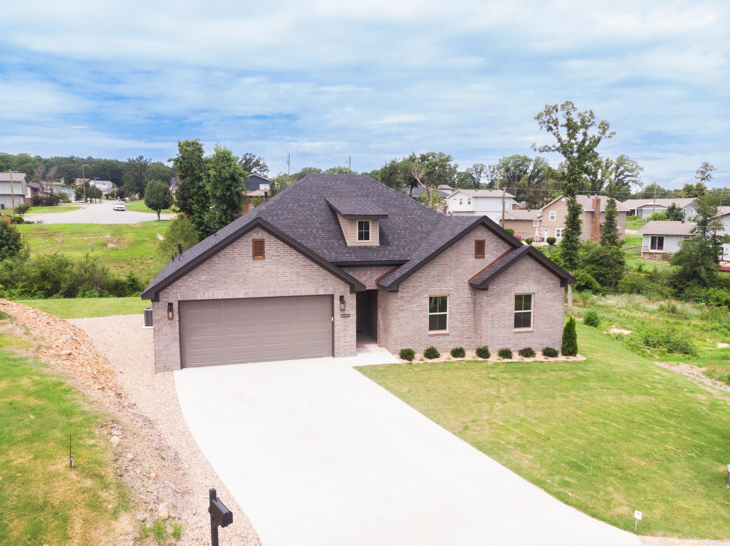 WALNUT VALLEY - Residential