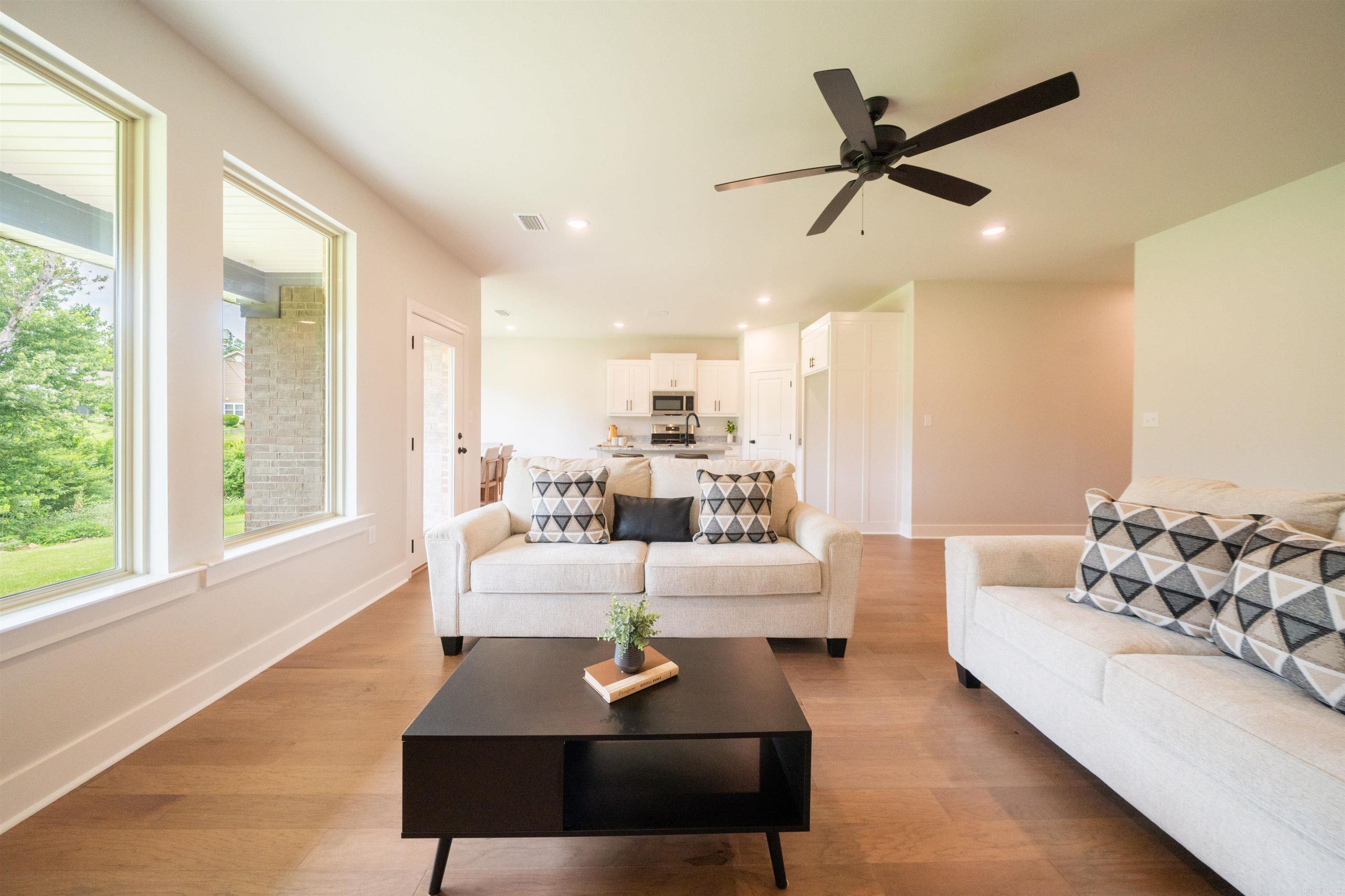 WALNUT VALLEY - Residential