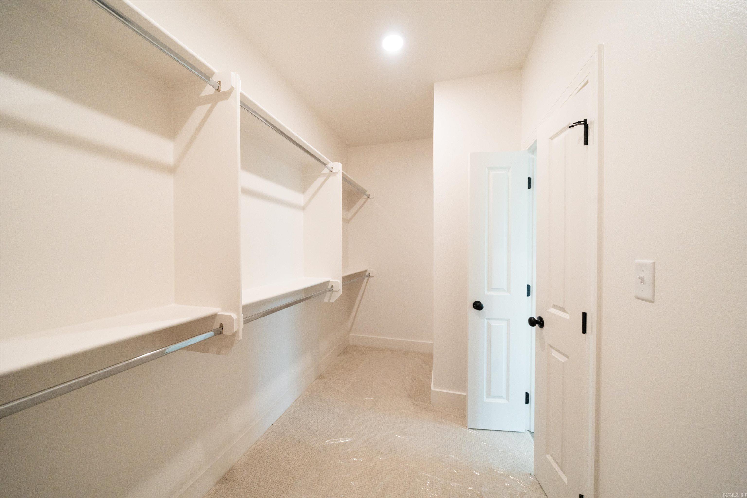 WALNUT VALLEY - Residential