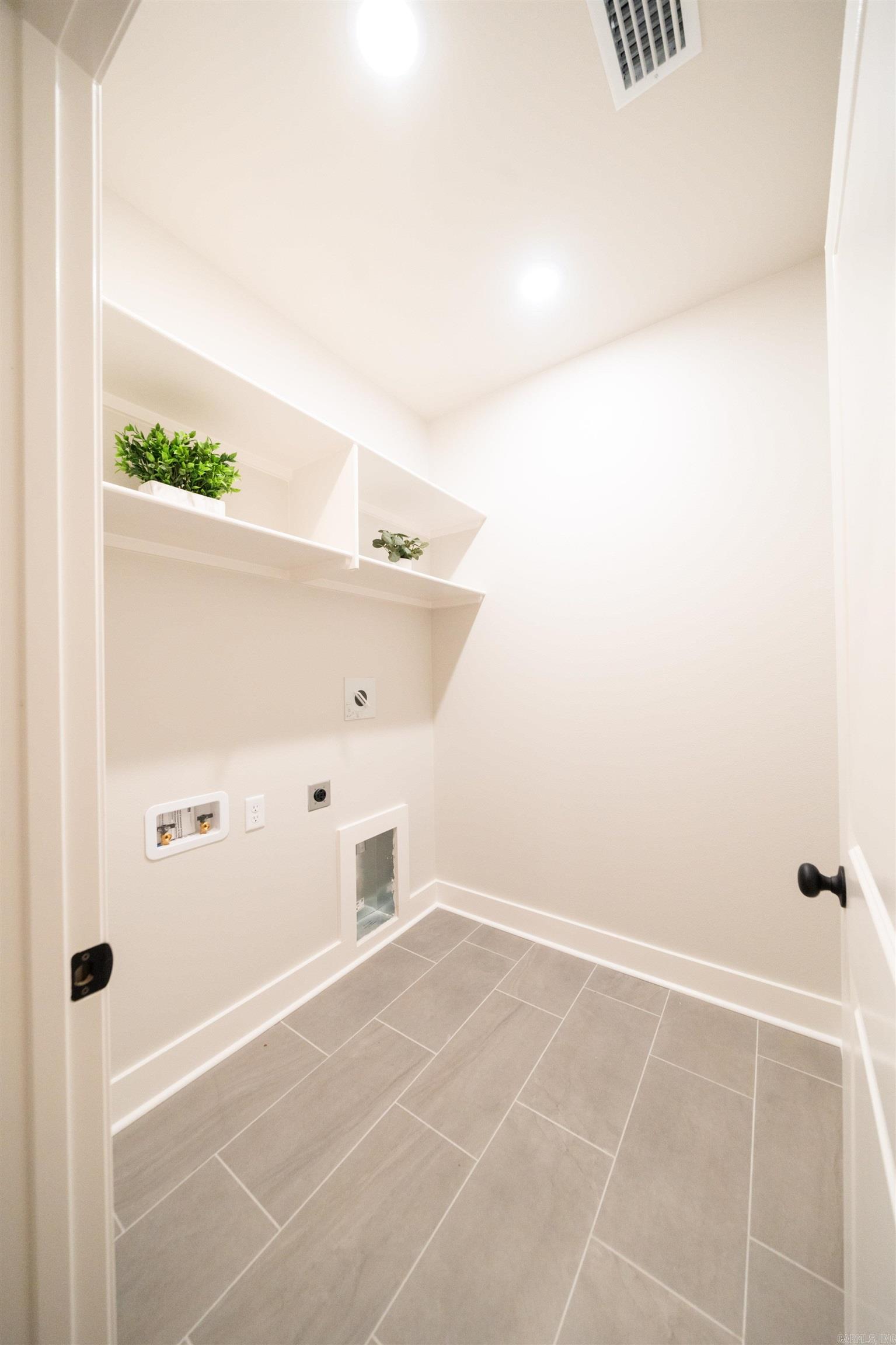 WALNUT VALLEY - Residential