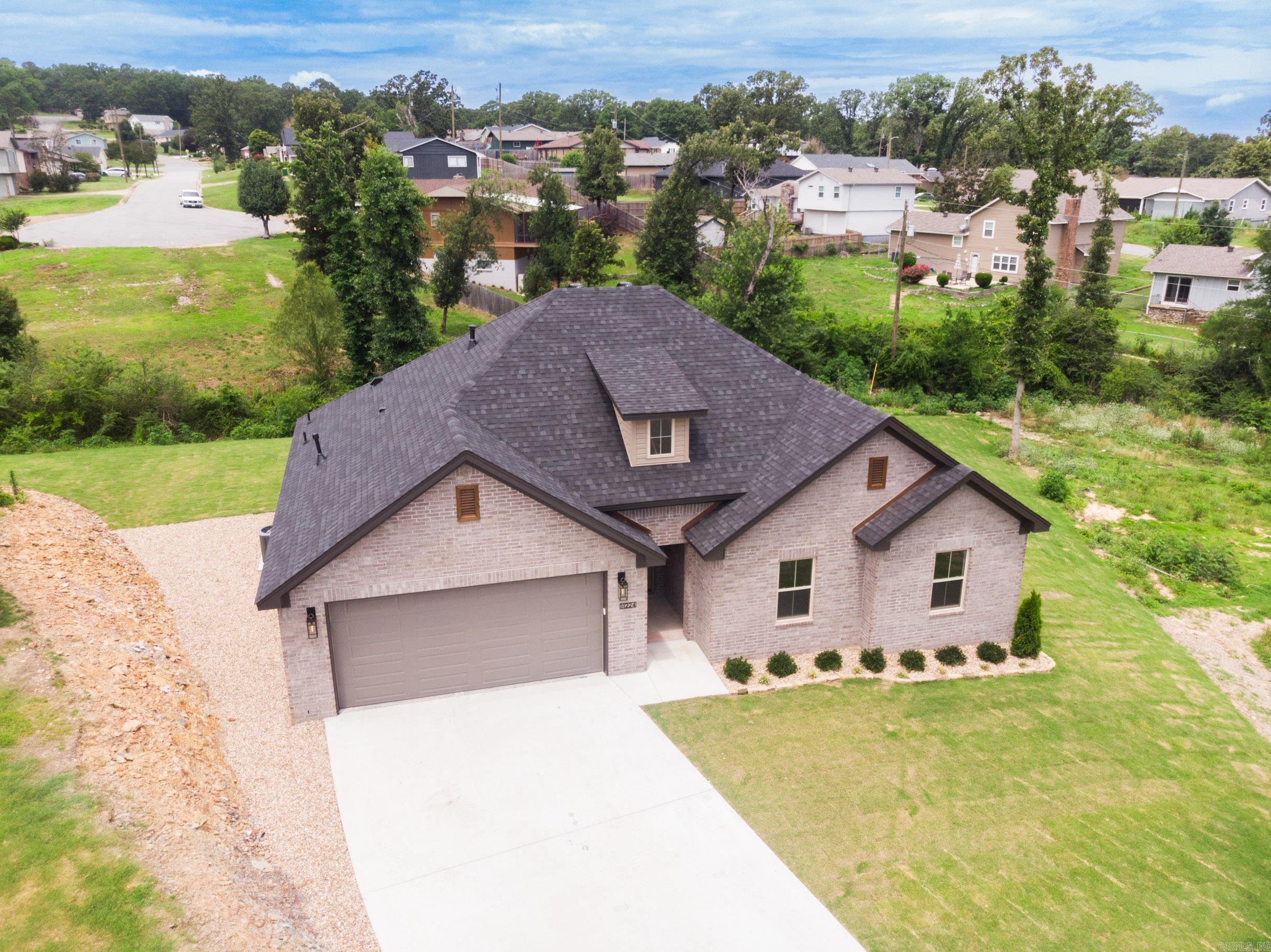 WALNUT VALLEY - Residential