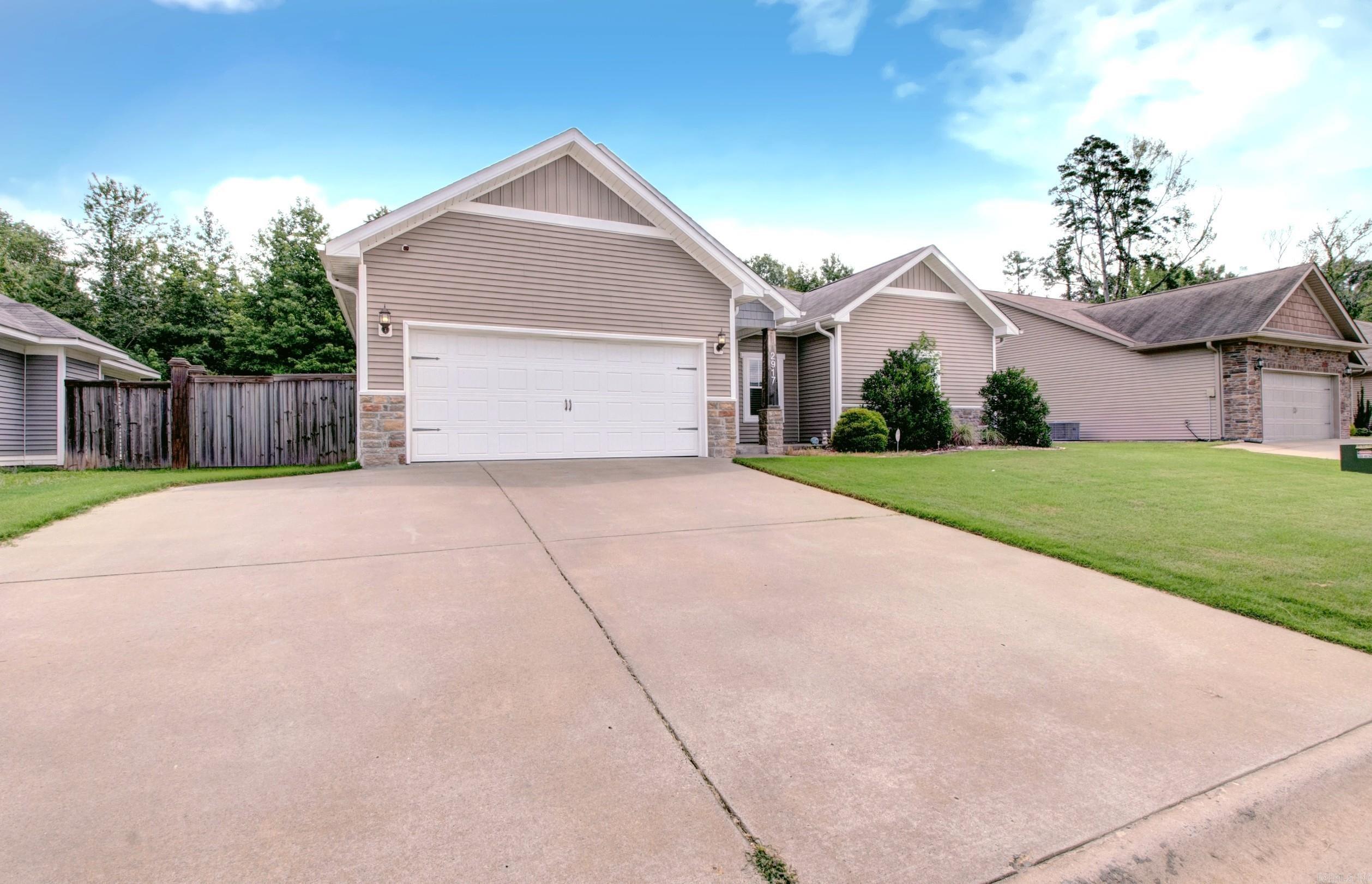 RICHLAND HILLS - Residential