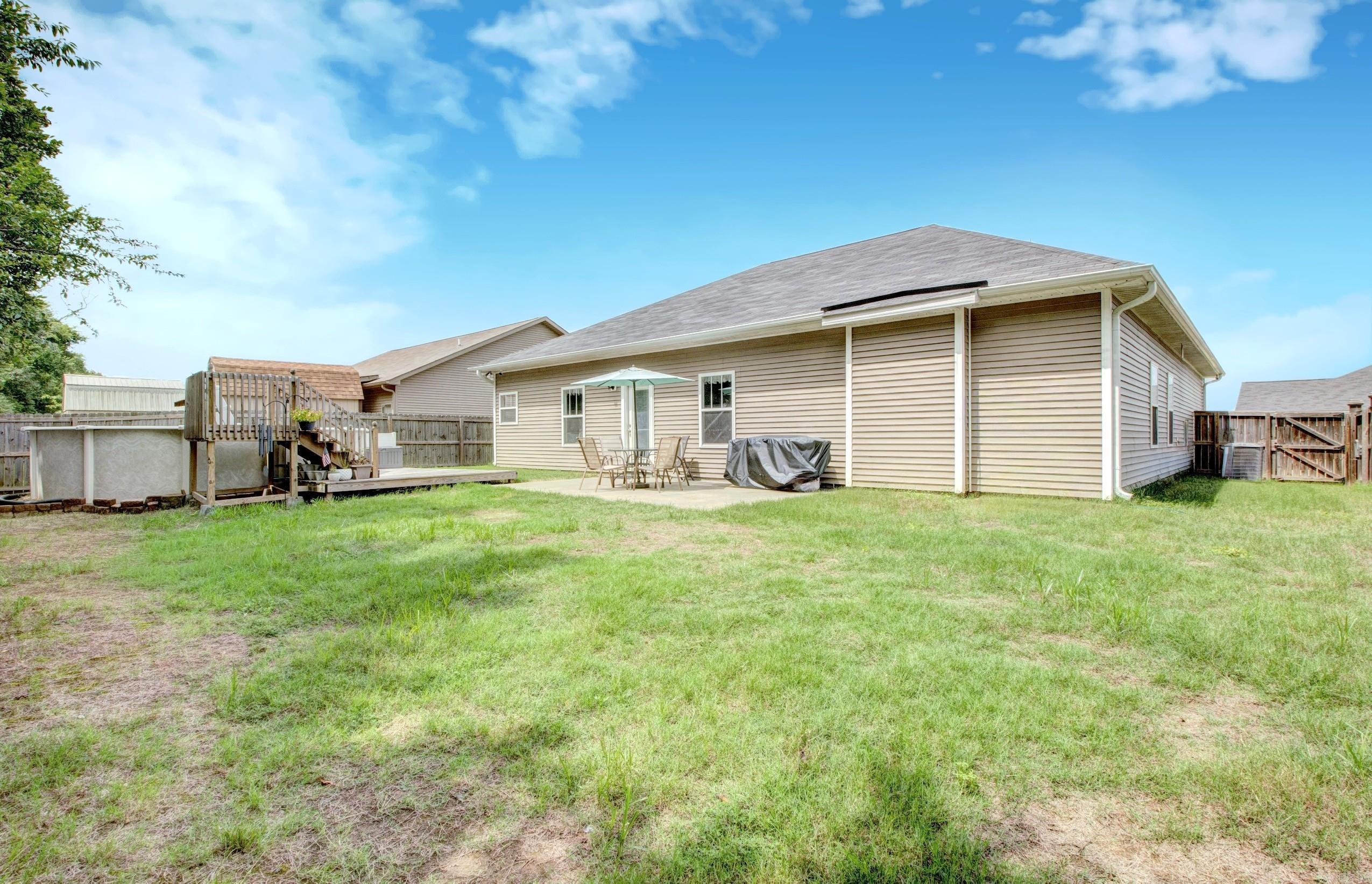 RICHLAND HILLS - Residential