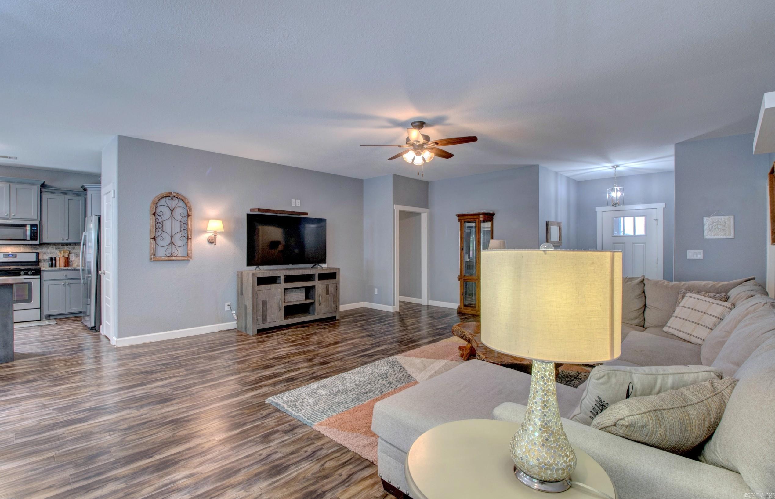 RICHLAND HILLS - Residential